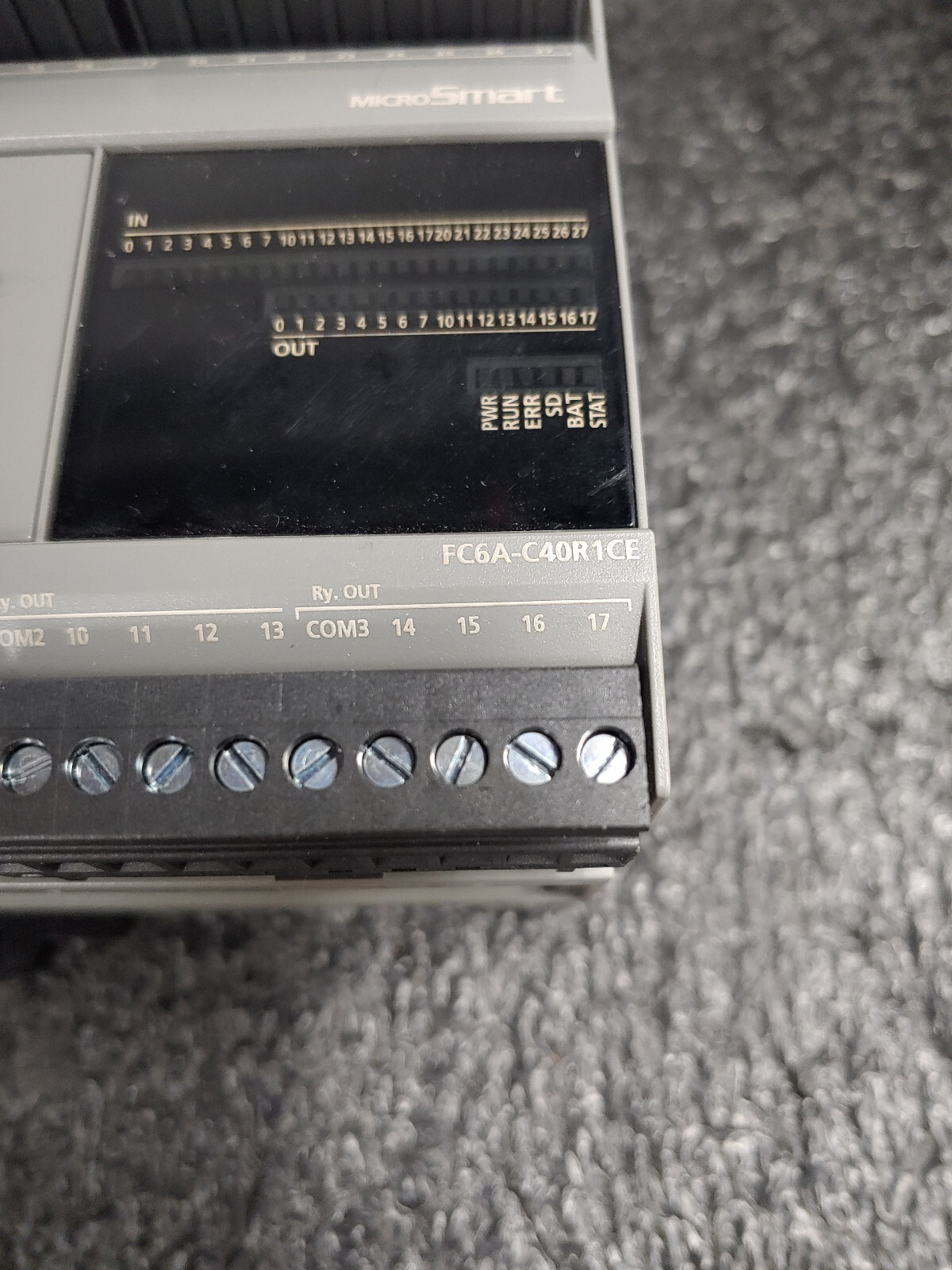 IDEC FC6A-C40R1CE 40IO CPU 24VDC Relay FC6A MicroSmart PLC