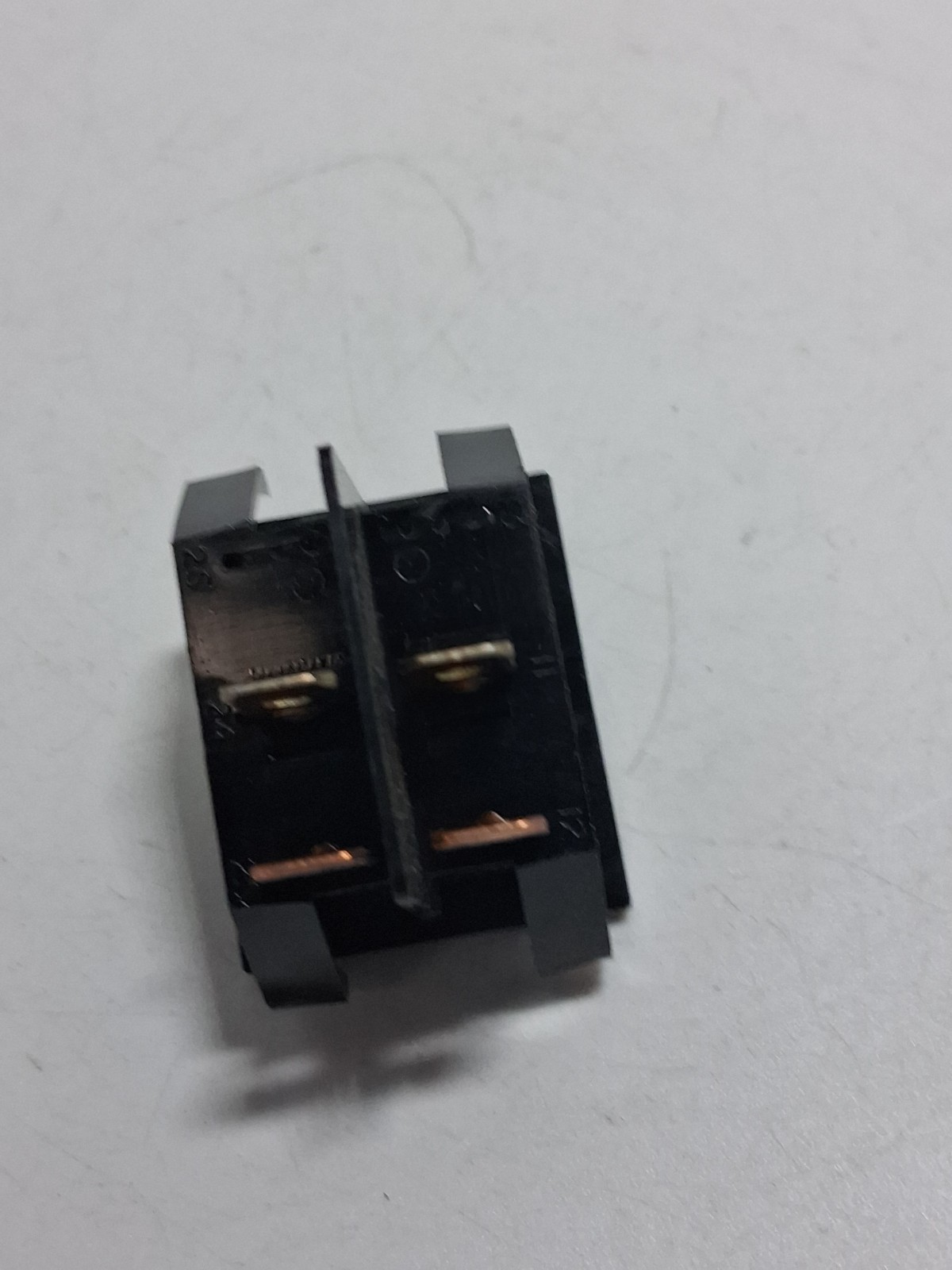 ARROW HART 2600W11E ROCKER SWITCH ILLUMINATED 16A 125VAC NNB