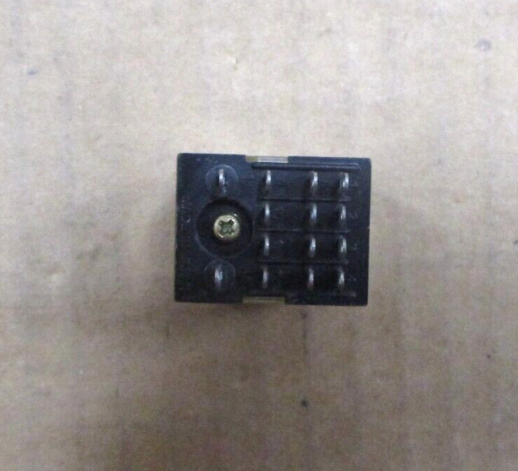 Omron Relay MY4N 24VDC 5A-240VAC 5A-28VDC Contact Lot of 3 Pieces A7680ISU