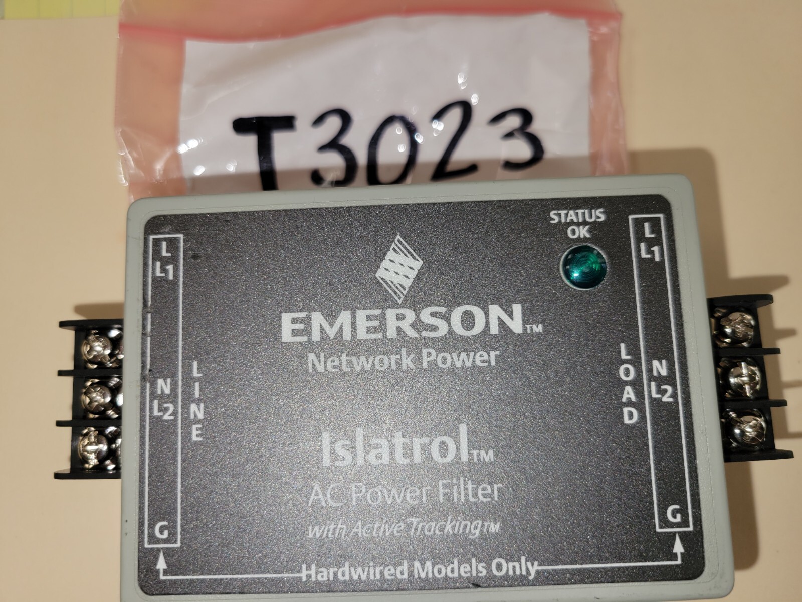 EMERSON NETWORK POWER IC+105 ISLATROL AC POWER FILTER