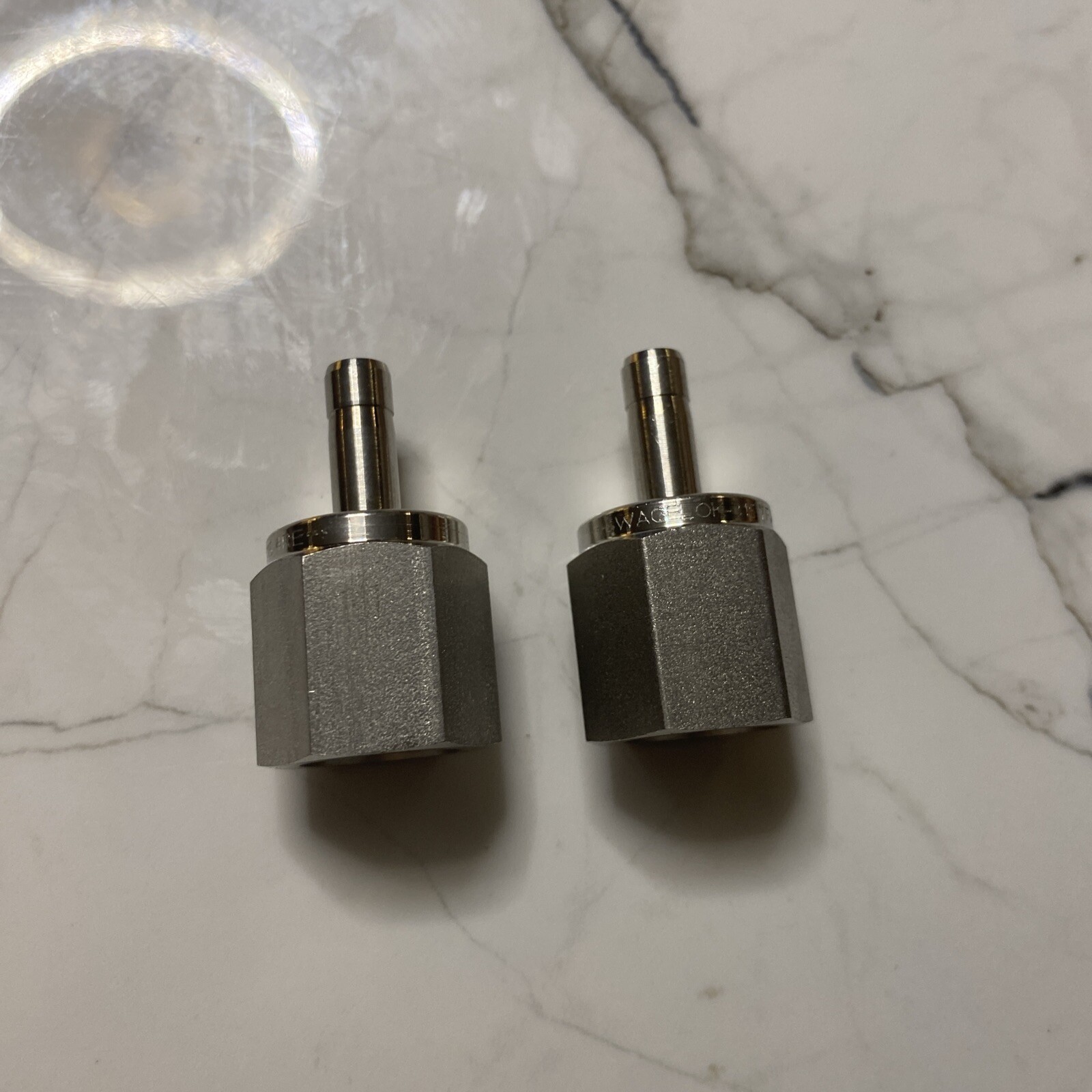 Lot-2 Swagelok Ss-400-TA-7-1-4