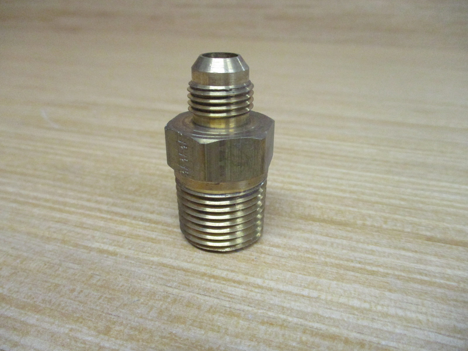 Parker 6-8FTX-B Male 37° Flare, Tube x NPT Fitting 68FTXB (Pack of 4)