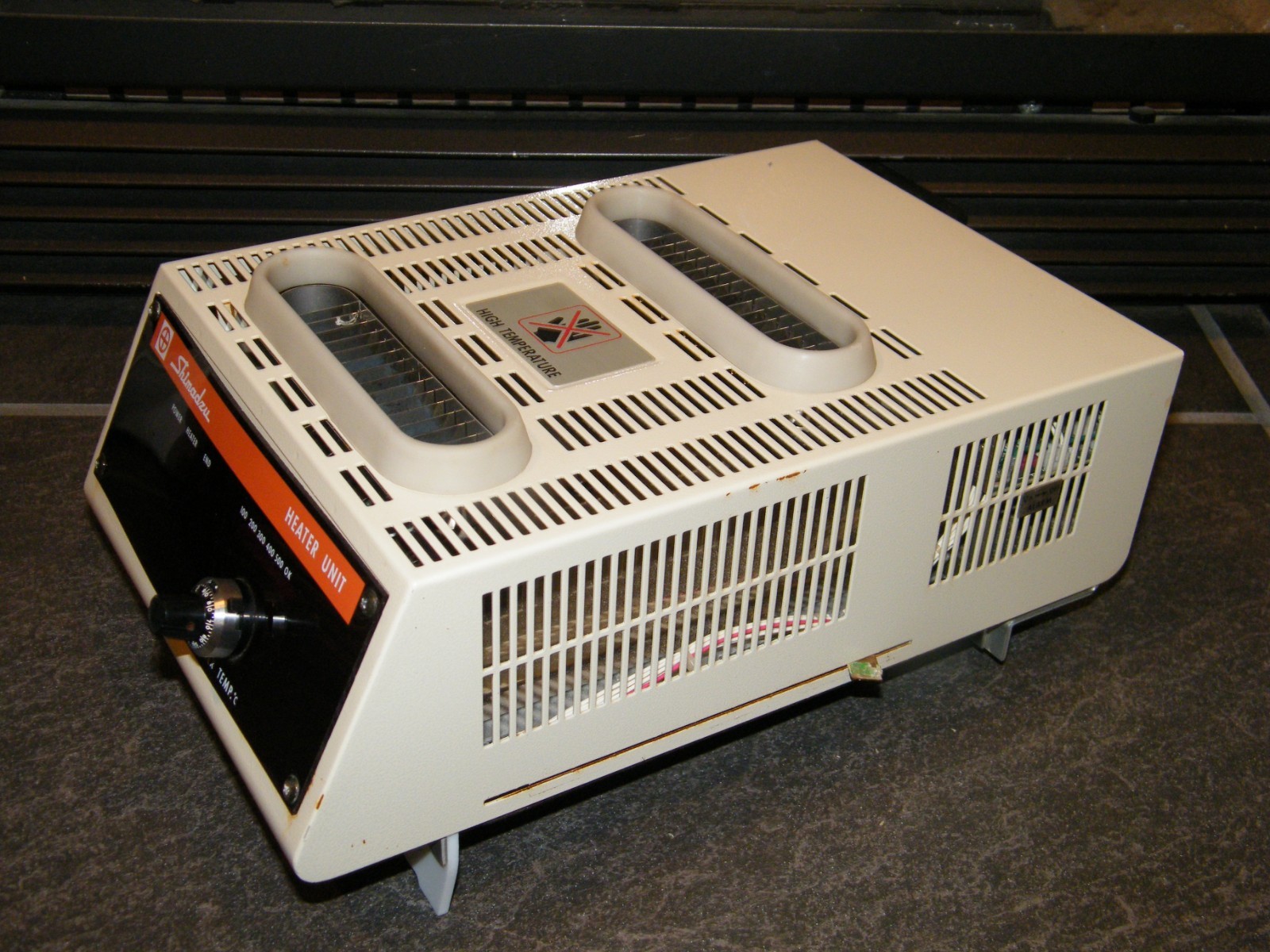 SHIMADZU HEATER UNIT; AC 117V, POWER SUPPLY NOT INCLUDED, GUARANTEED TO WORK!