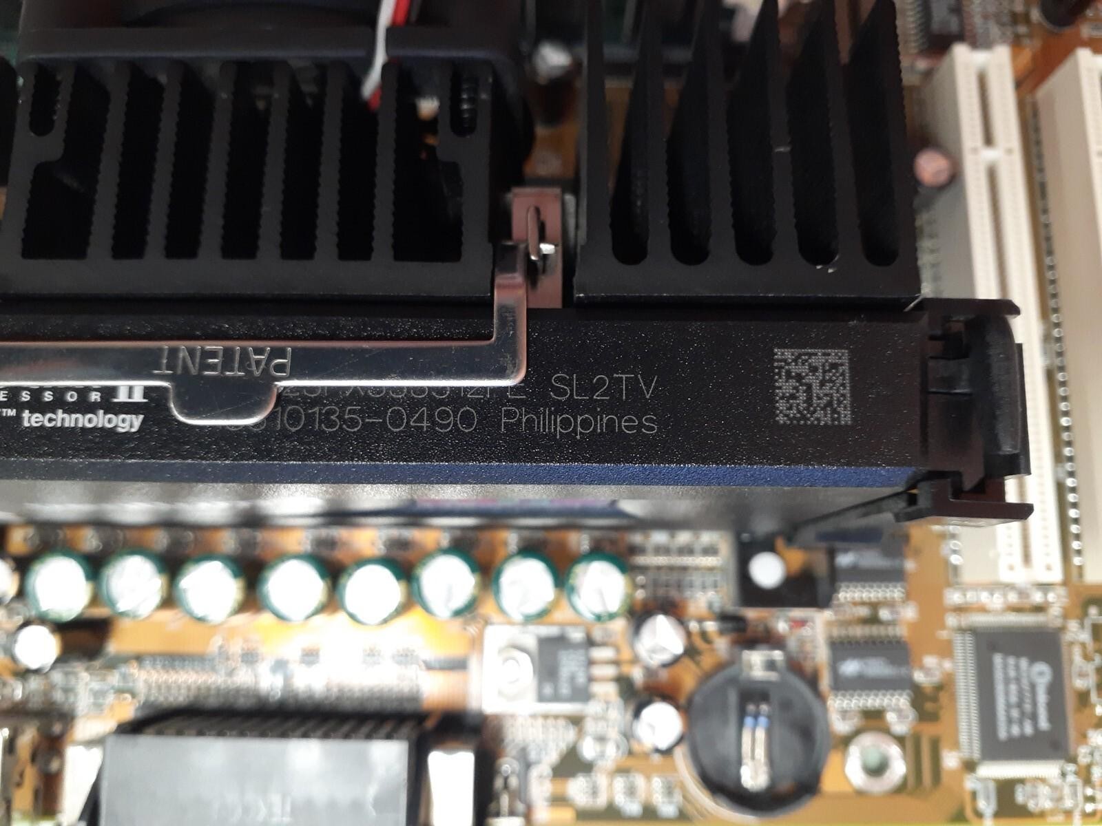 Gigabyte GA-686LX3 Desktop ATX Motherboard / SL2TV / 16X64 PC100-222-620 Memory