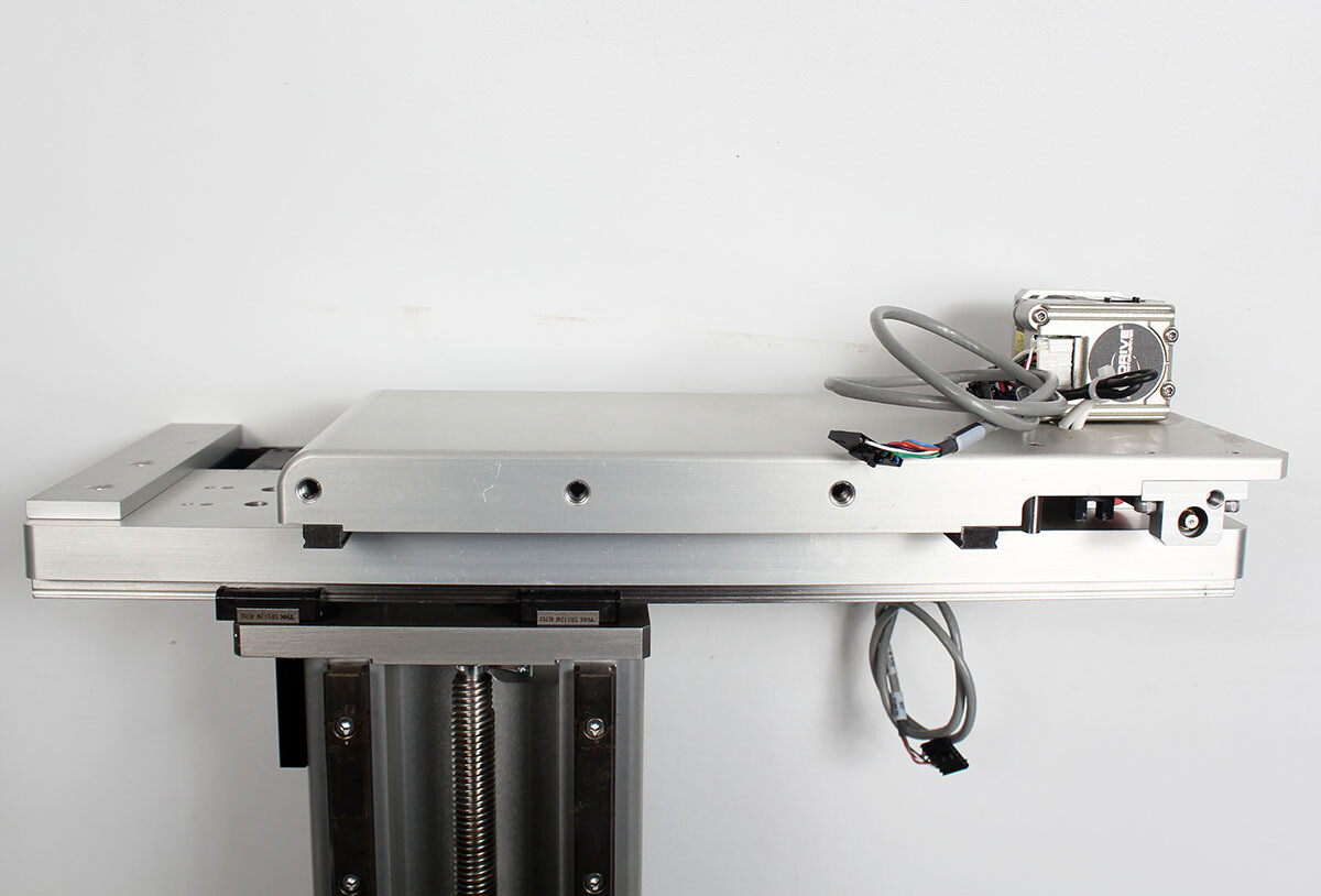 Alcon Motorized 3-Axis XYZ Vertical Positioning Stage w/ MDrive Driver Motors