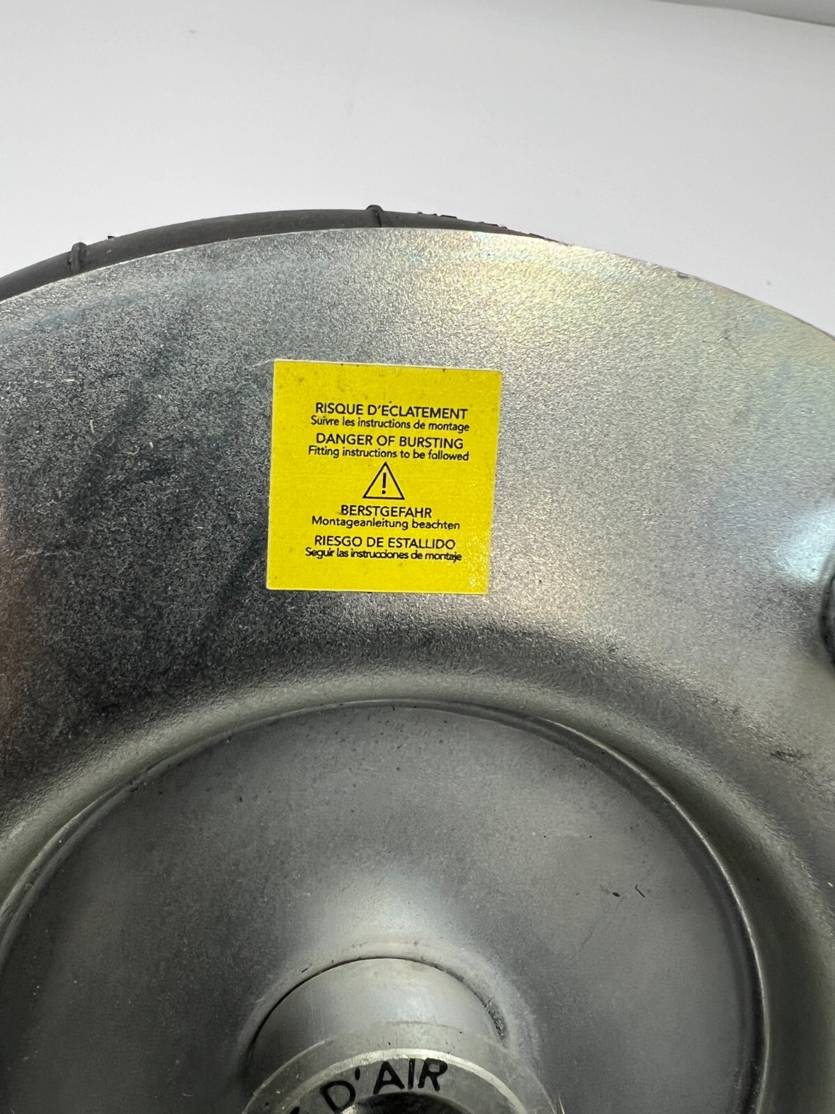 IMI Norgren Air Bellow Single Acting 8″ Diameter 75mm Stroke M/31081 Compressed