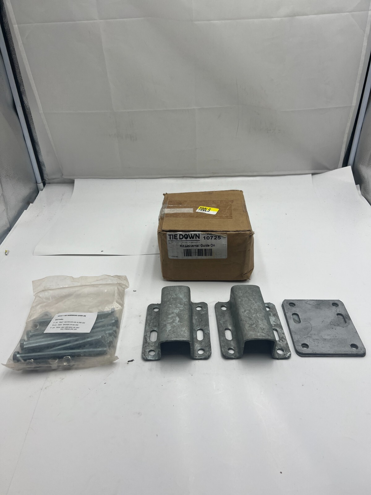 Tie Down 10725 Universal Guide On Hardware