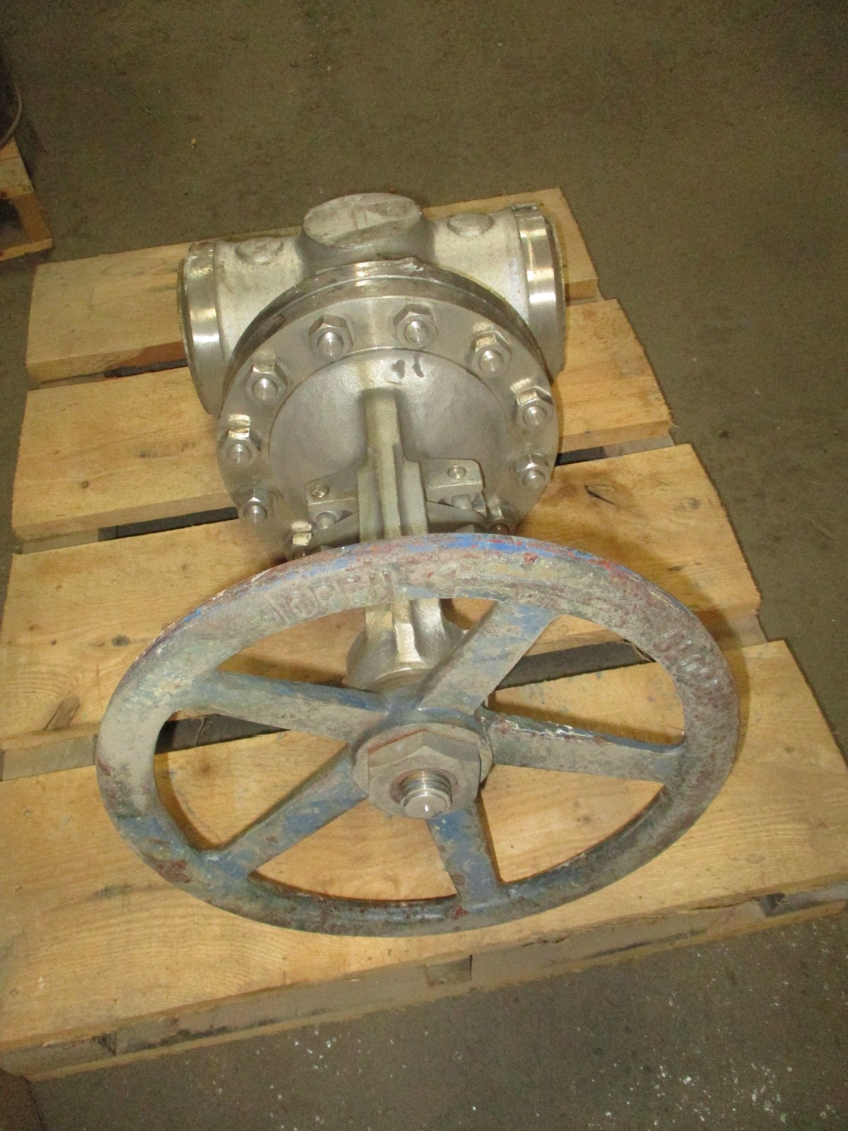 New Open Box WM Powell FIG 2467 Body Disk CF8M B16.34 CL.300 SS Valve 53423NADC