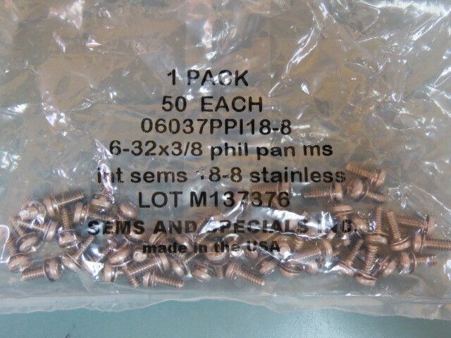 McMasters Carr 95345A047 Qty of 250 per Lot 18-8 Stainless Steel Pan Head Screw