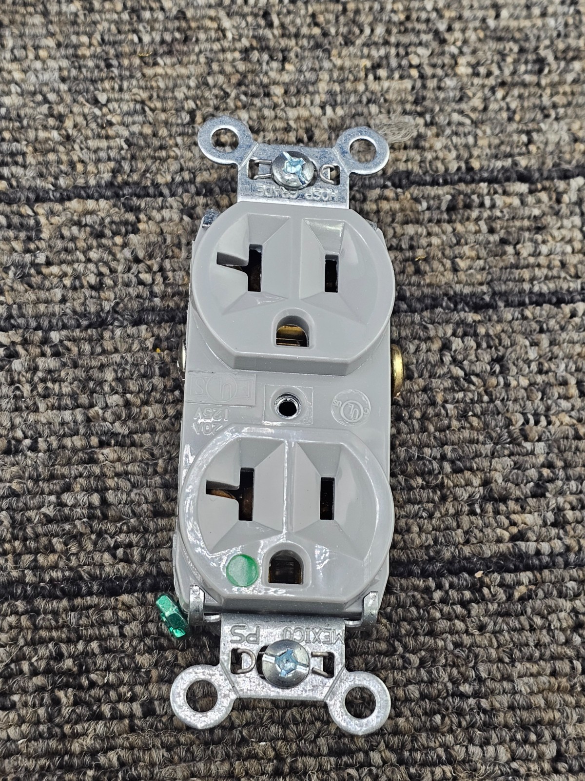 LEGRAND Pass & Seymour 8300-HGRY: 20A 125V Heavy-Duty Hospital Grade Receptacle