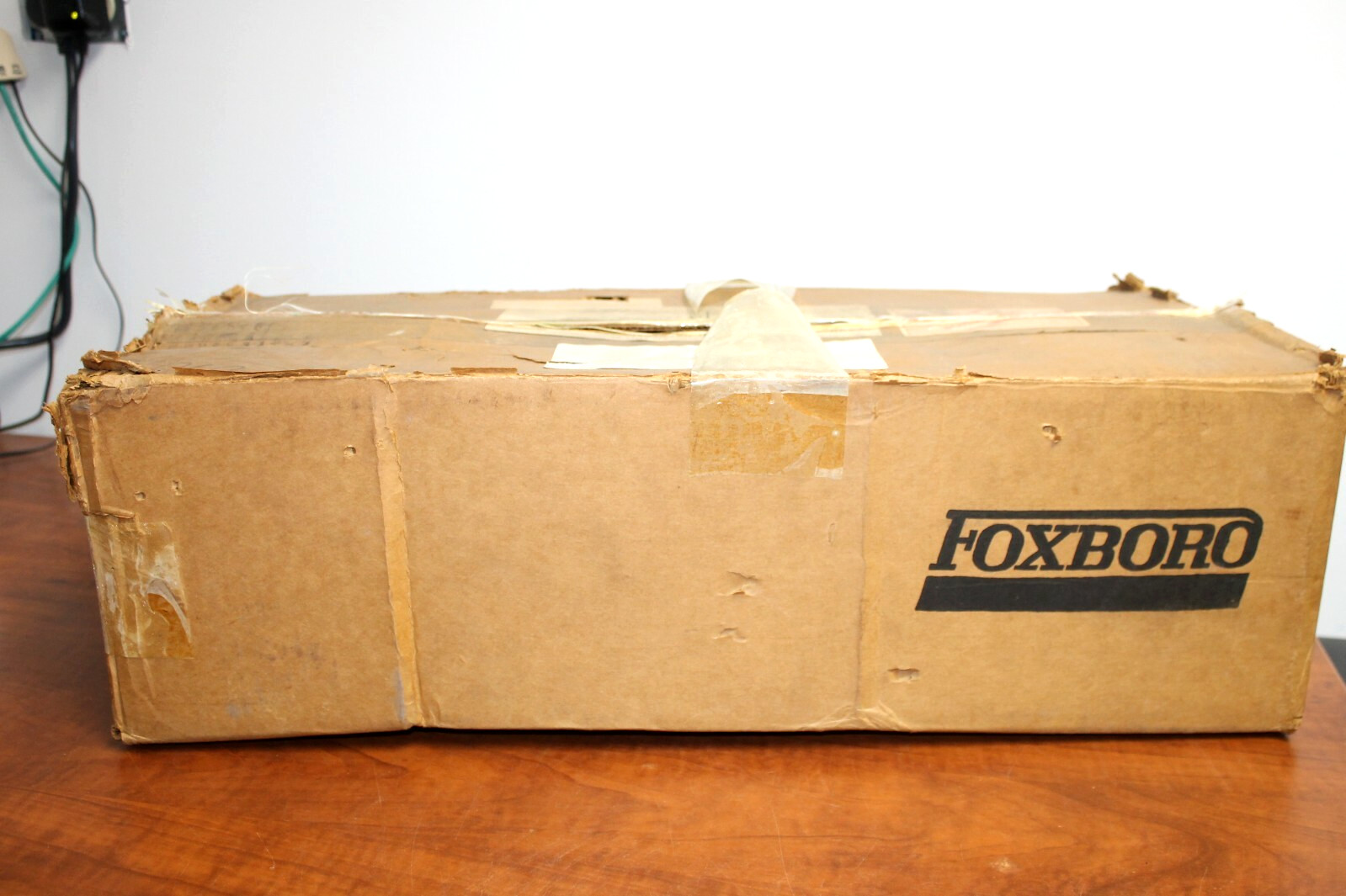 Foxboro Manual Station Spec 200 Mdl # 235SJ-V, NOS
