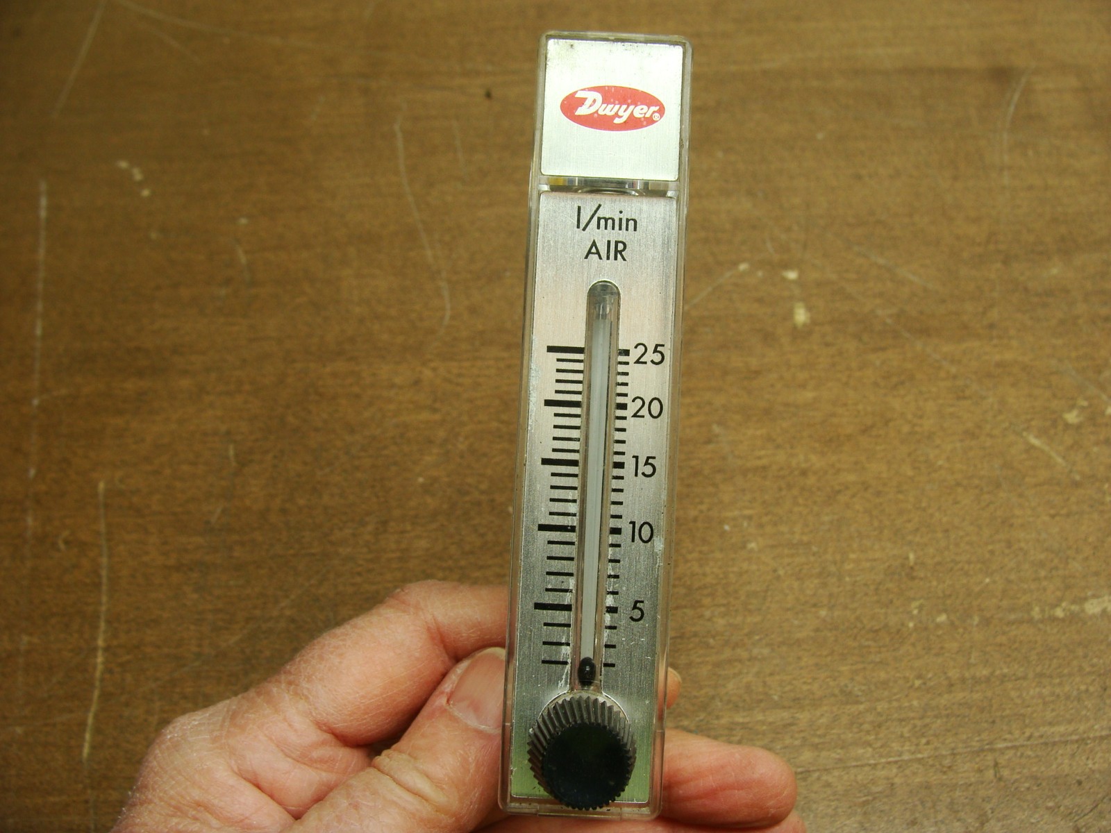 DWYER VARIABLE AREA FLOWMETER RMA-22-SSV-VIT 2 – 25 LPM AIR SST METERING VALVE