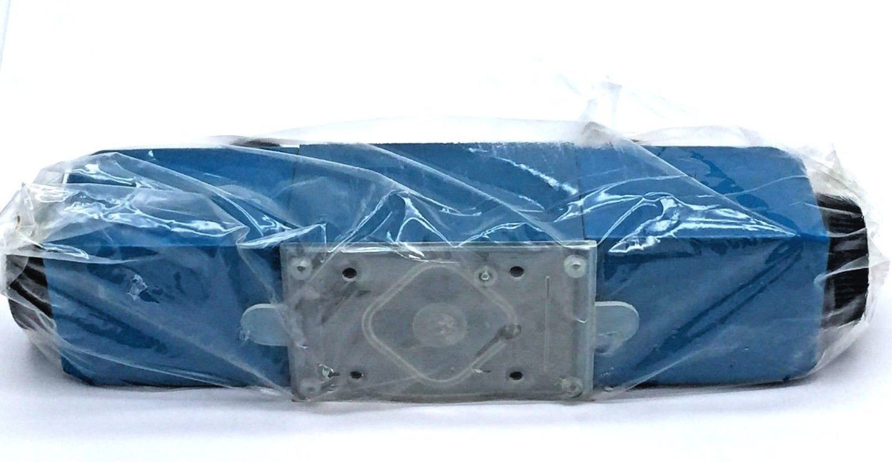 VICKERS DG4V-3-6C-M-U-H7-60 Hydraulic Valve Solenoid Directional 24V DC