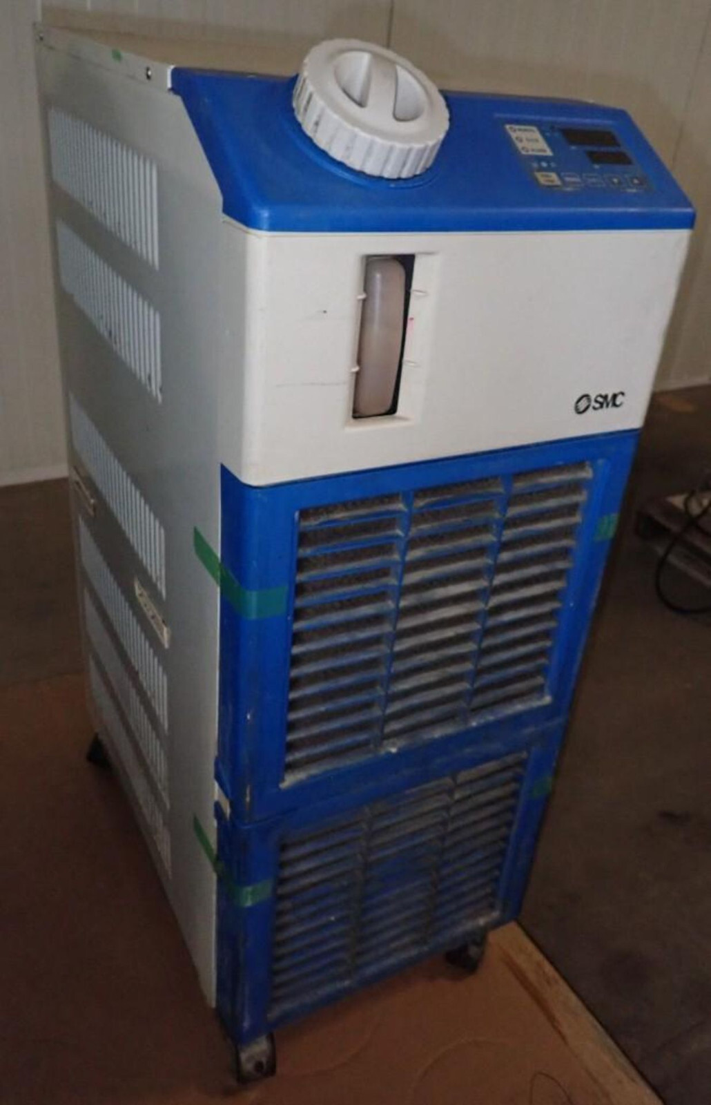 SMC HRS050-AN-20 Chiller, Clear Water, Air Cooled, 5100W Thermal Chiller 224