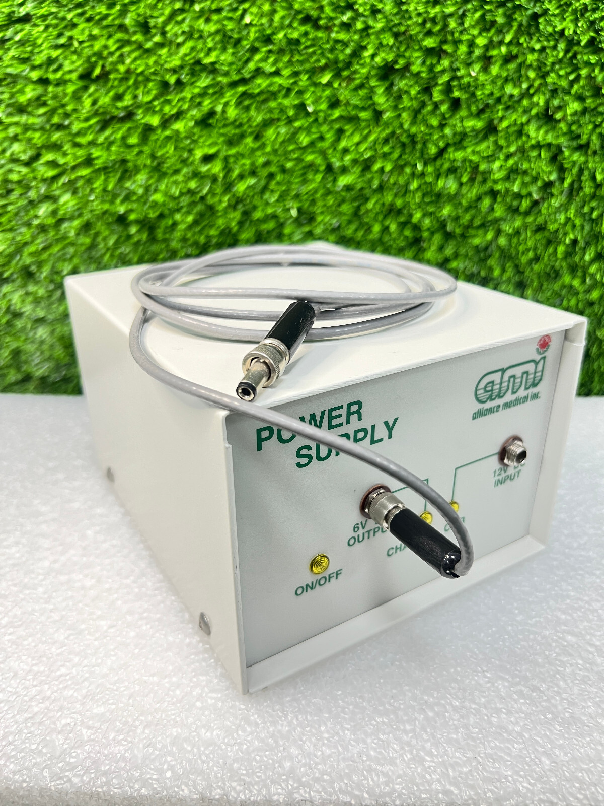Alliance Medical Inc / AMI Echo 1000 110V 60HZ 6V/12V Input Medical Power Supply