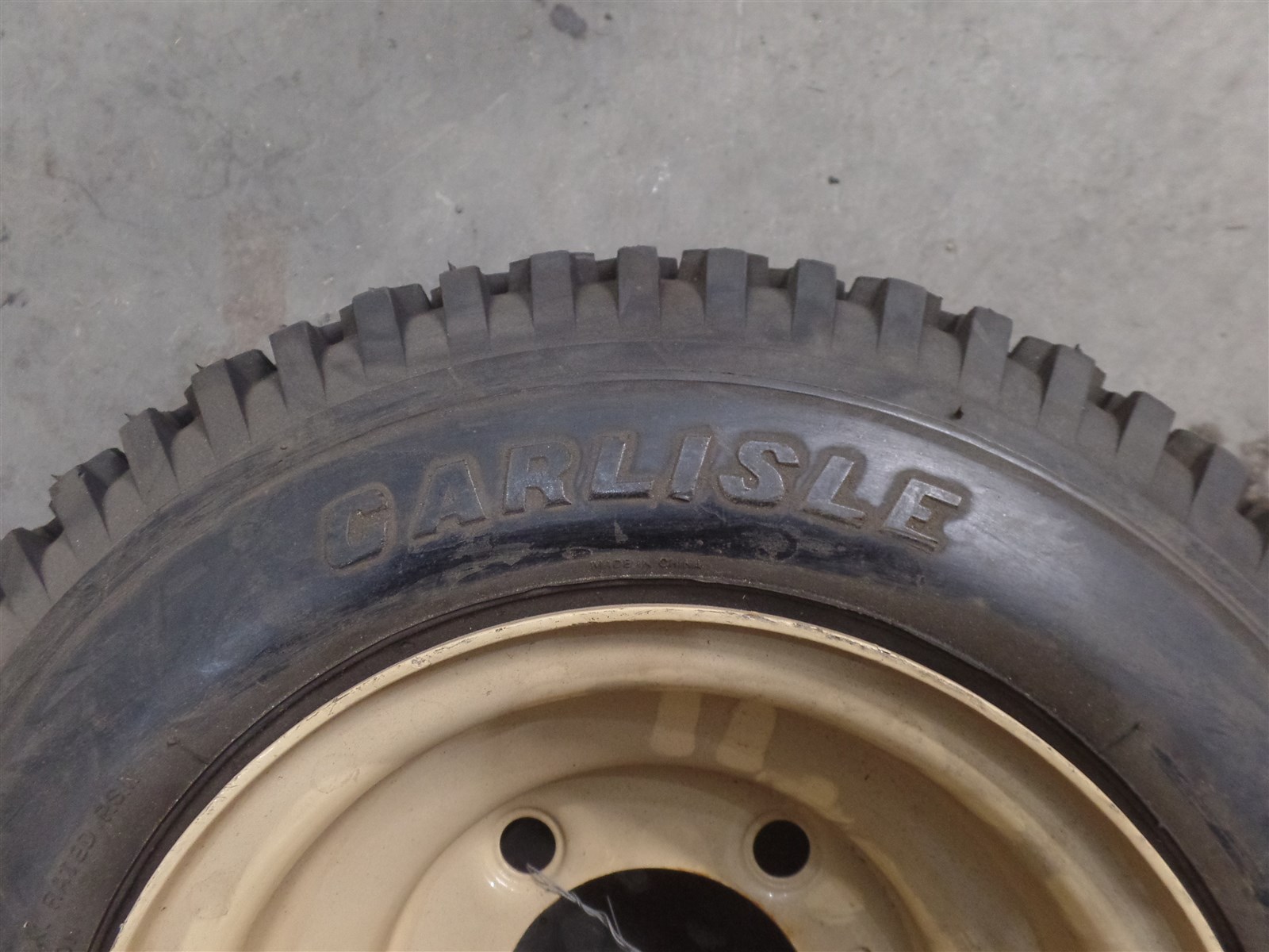 GENUINE OMNIQUIP PARTS 711577100 TIRE & WHEEL ASSEMBLY, CARLISLE 4.80-8NHS, NOS