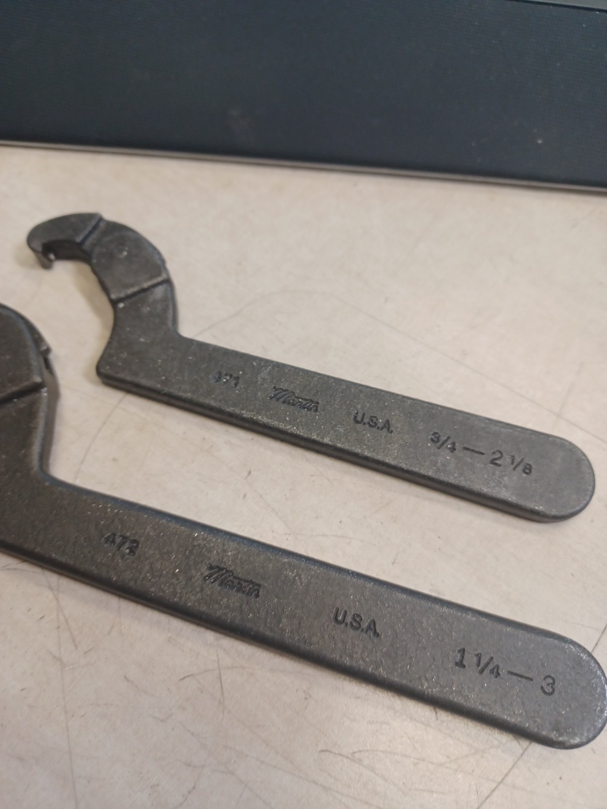 Lot Of 2 Spanner Wrenches & Set Adjustable Face Spanner 472/471