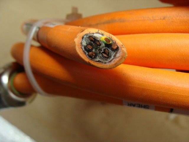 REXROTH SERVO MOTOR POWER CABLE RKL0019 INK0653 06 21 42/17 600V 15 FEET