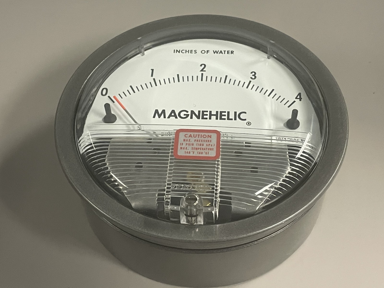 Dwyer – Magnehelic Gauge W12ZMB – New in Open Packaging