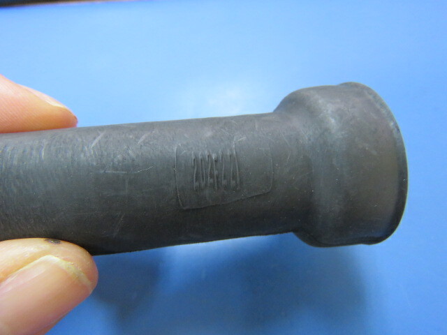 RAYCHEM 202F221-71/180-0 Qty of 2 per Lot Heat Shrink Molded Boot ST Flexible P