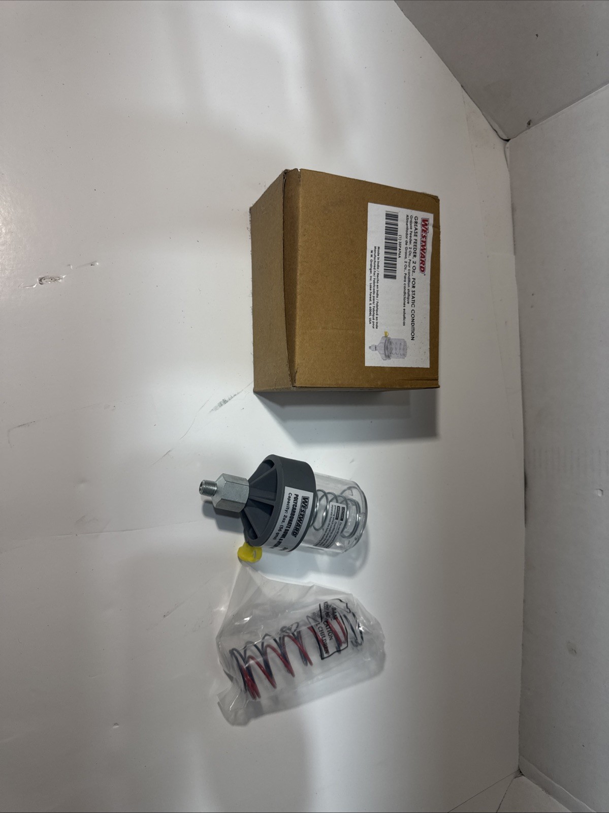 New WestWard 2 Oz NEW-IN-BOX Grease Feeder 35PA96A for Static Condition
