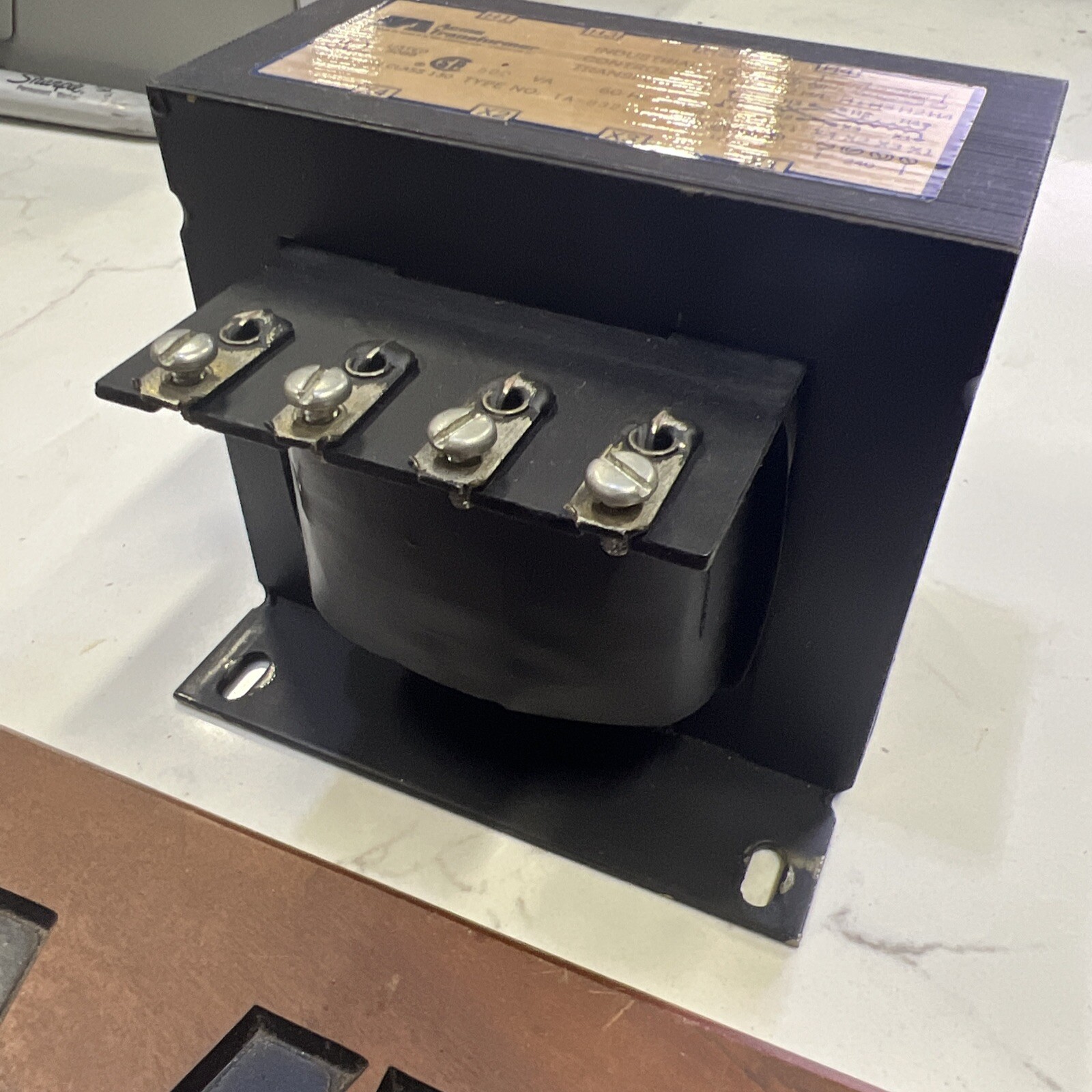 Acme Transformer TA-83218 500VA 50/60Hz