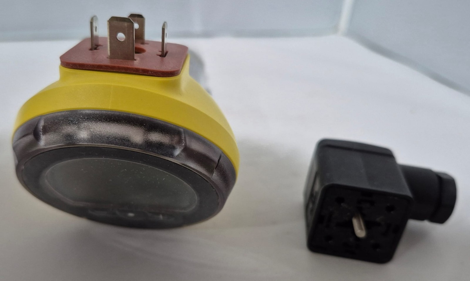 VEGA VEGABAR 38 Pressure Sensor – PP-225 8RS 229
