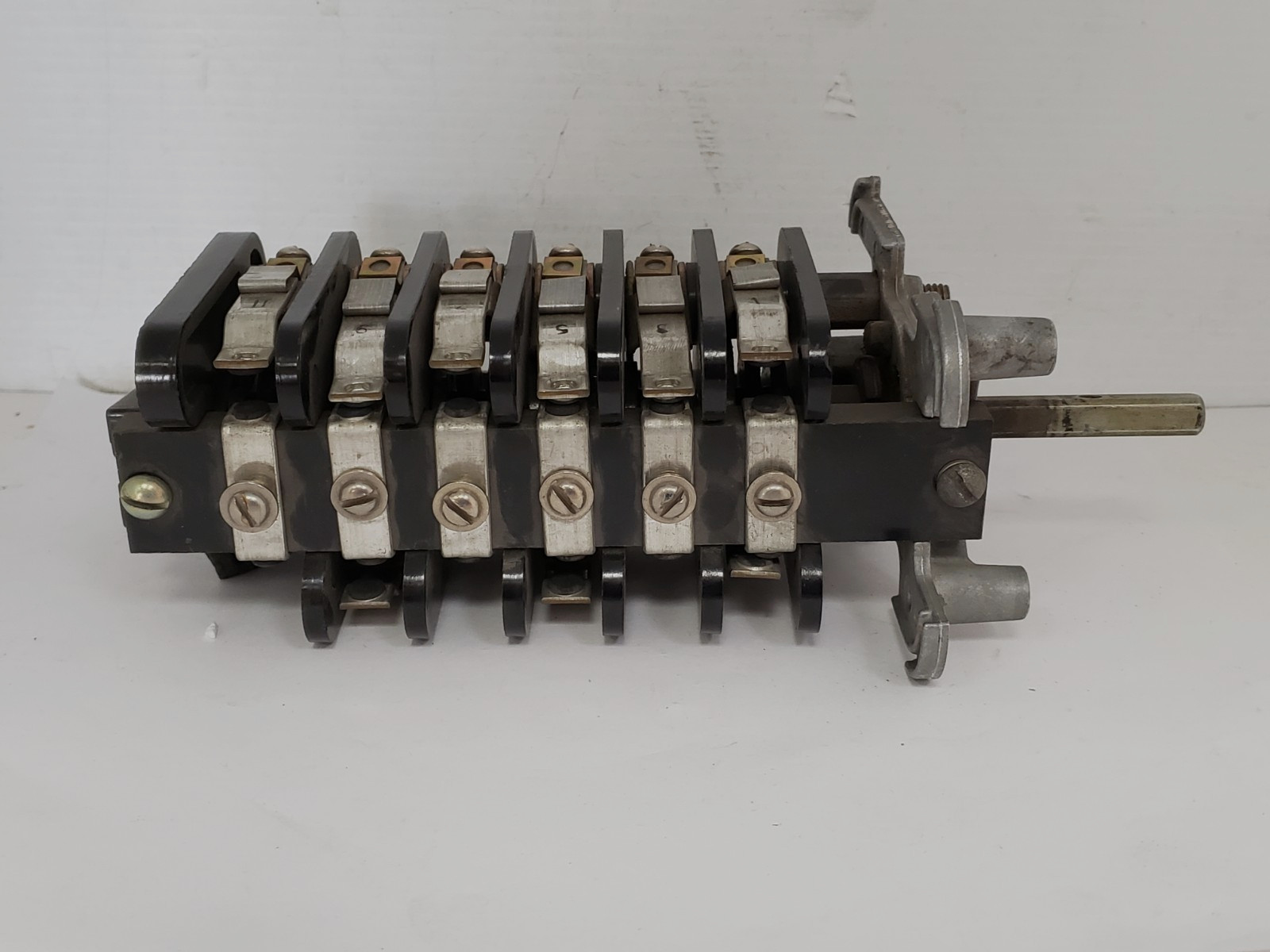 GENERAL ELECTRIC 16SB1CA7X2 ROTARY CAM SWITCH TYPE SB-1 3 POSITION