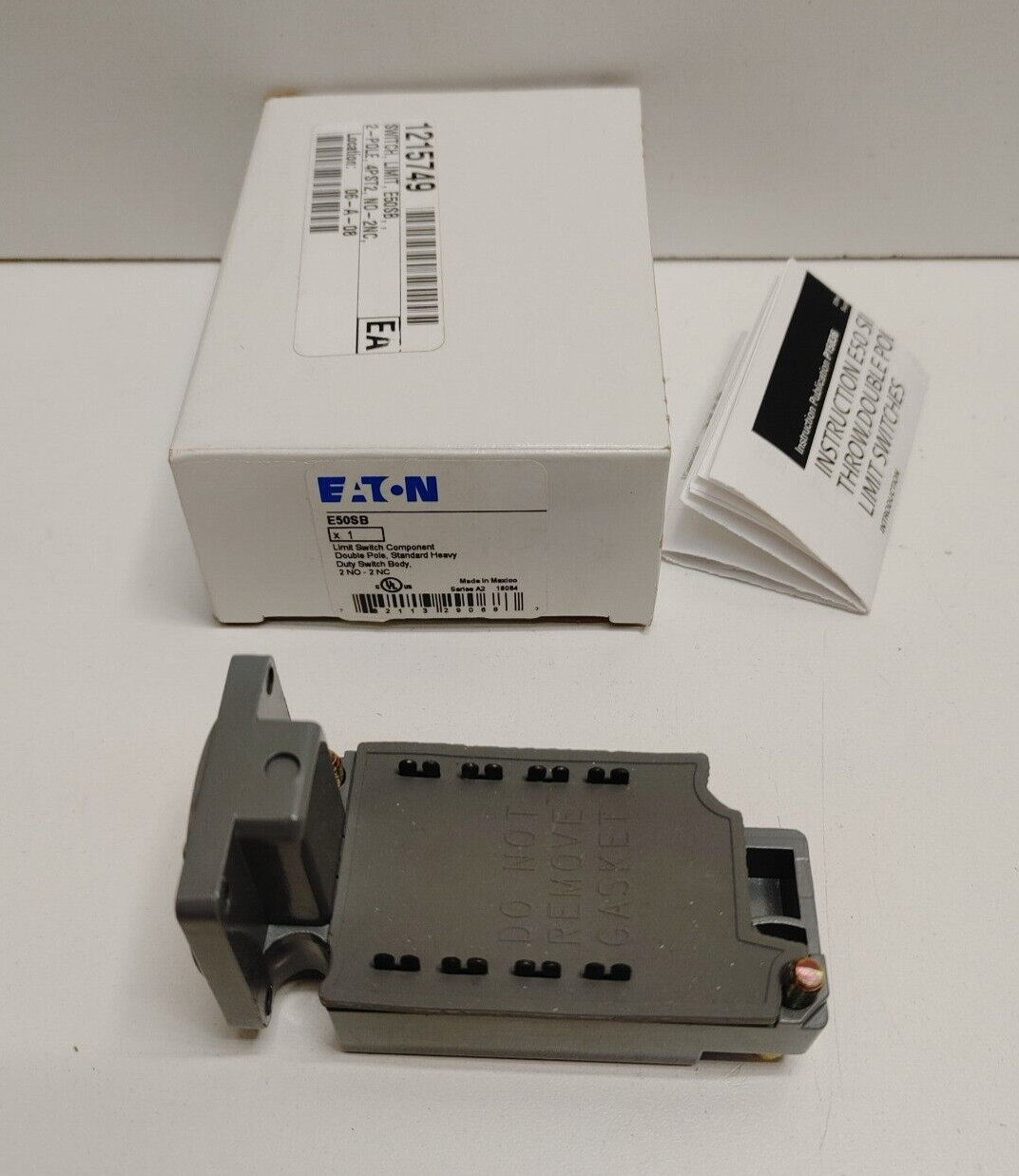 NEW IN BOX! EATON CUTLER-HAMMER SER.A2 2NO-2NC LIMIT SWITCH BODY E50SB