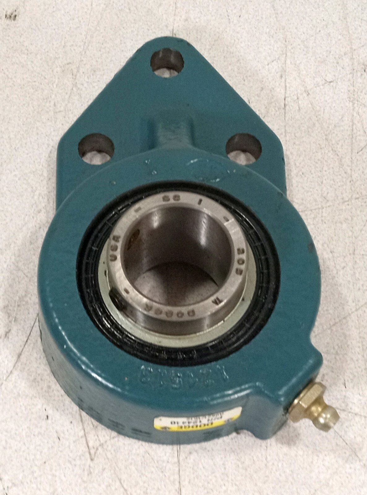1 NEW DODGE 124440 F2BSC100 3 BOLT FLANGE MOUNT BEARING NNB ***MAKE OFFER***