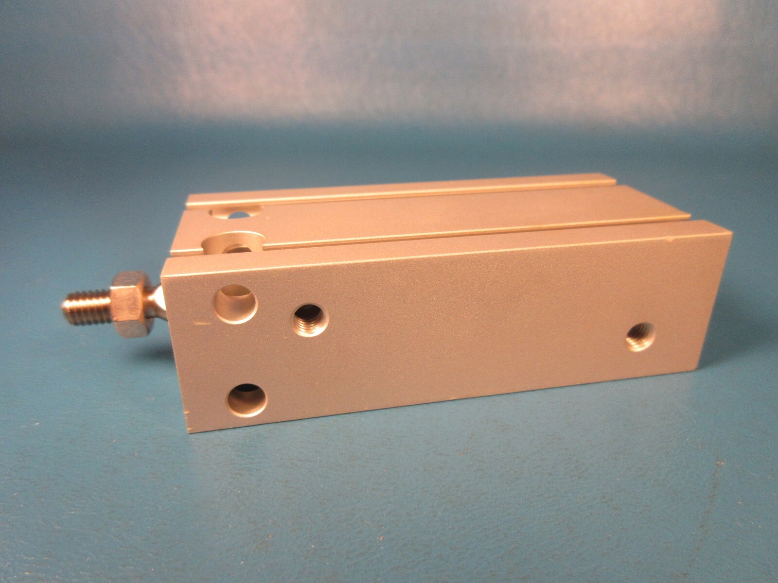 SMC CDU20-40D, Free Mount Cylinder, Double Acting, Single Rod, Bore =20 mm,
