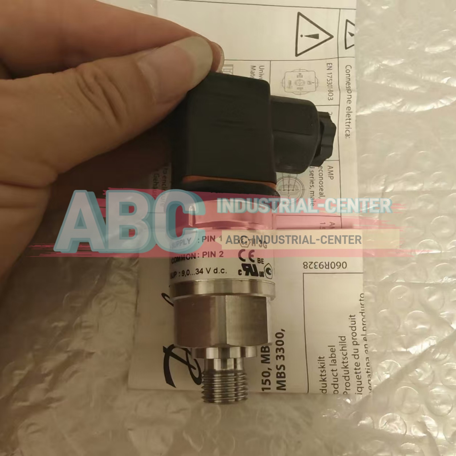Danfoss 060G1415 MBS3050 pressure sensor#1pcs new in box