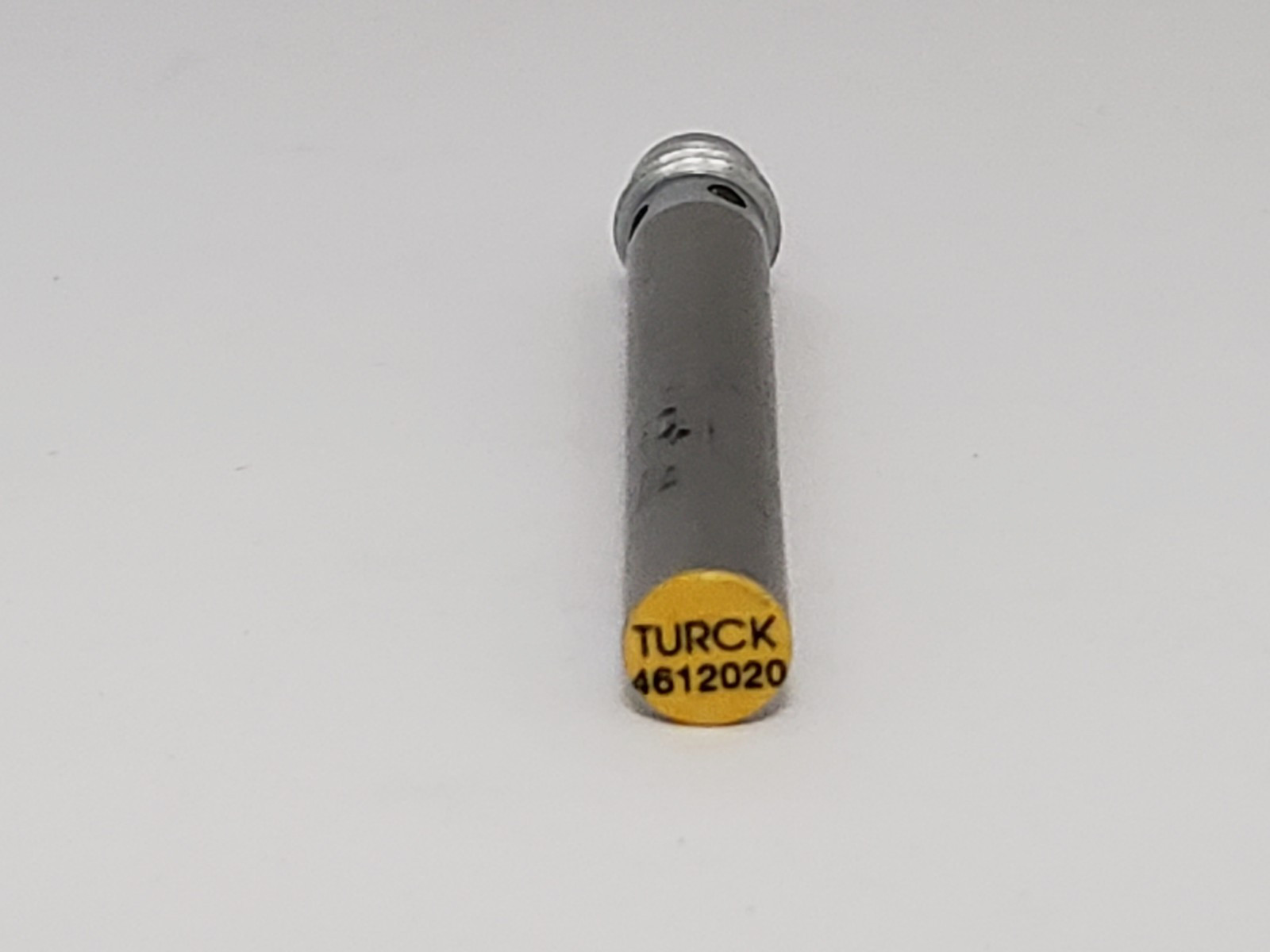 TURCK 4612020 INDUCTIVE SENSOR EMEDDABLE PNP N.O. 1 LED 3 PIN 10-30 VDC