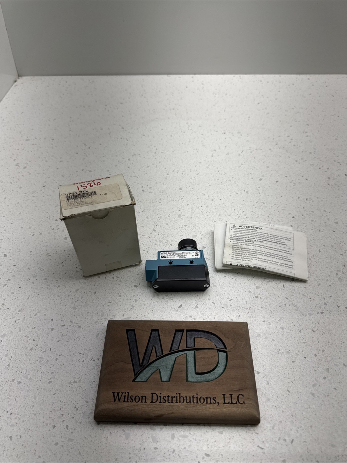 NEW BZE6-2RN LIMIT SWITCH for HONEYWELL MICROSWITCH BZE62RN