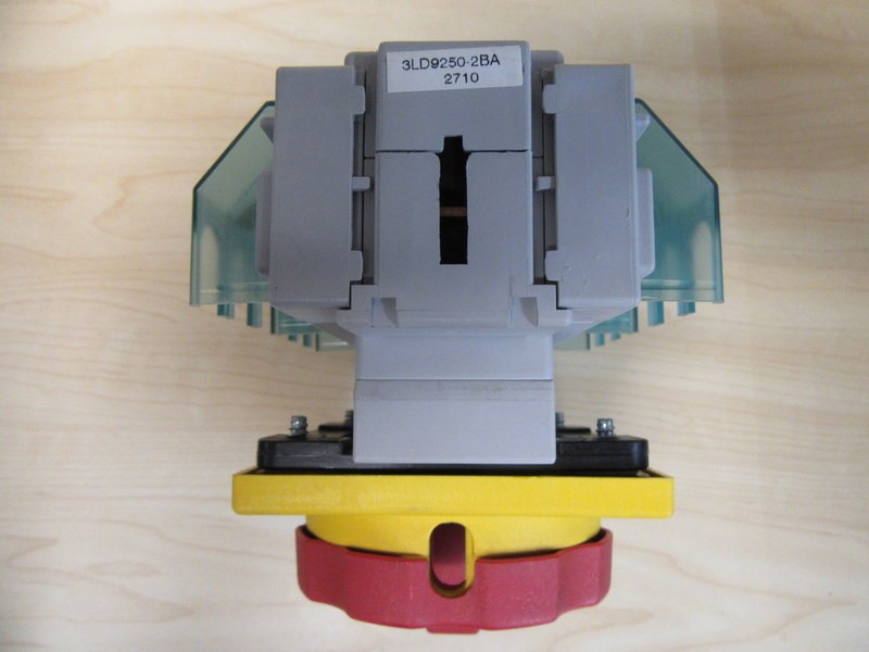 Siemens 3LD2504-3VK53 Emergency Switch 3LD25043VK53