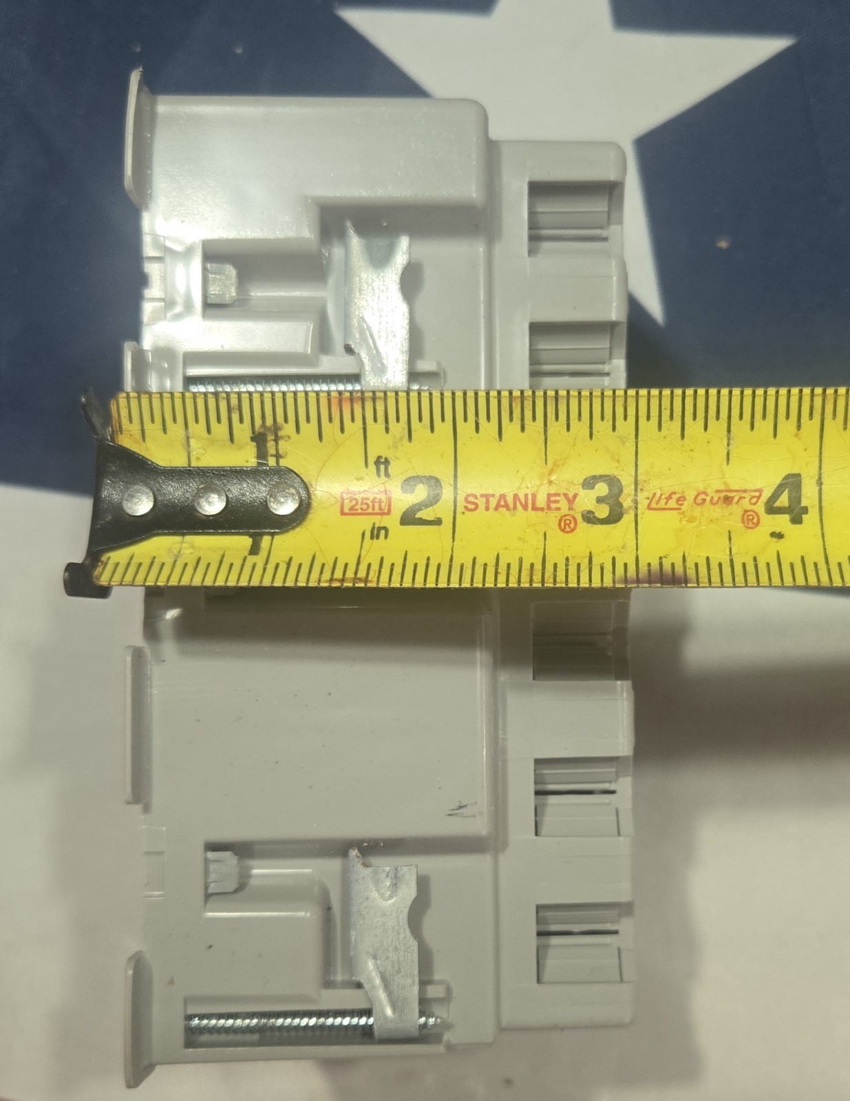 Slater PASS & SEYMOUR S3-52-W OLD WORK BOX 52 CU-IN 3 GANGS GRAY – 6 Autoclamps