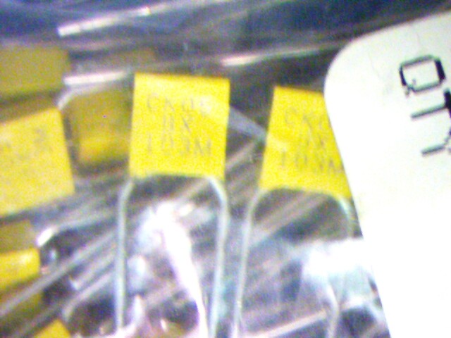 KEMET ELECTRONICS CORP CK05BX103M Qty of 200 per Lot CAP CER 10NF 100V 20% RAD