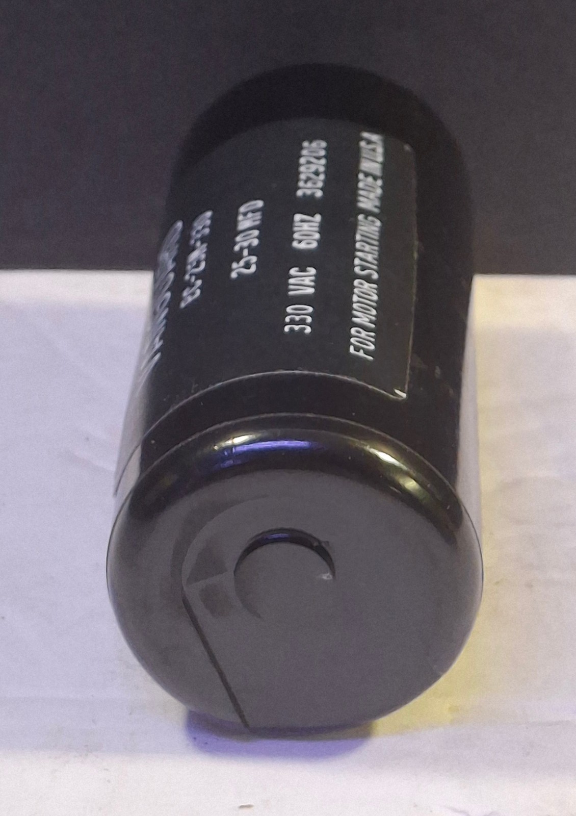 1 NEW VANGUARD BC-25M-330 25-30 MFD START CAPACITOR NIB ***MAKE OFFER***