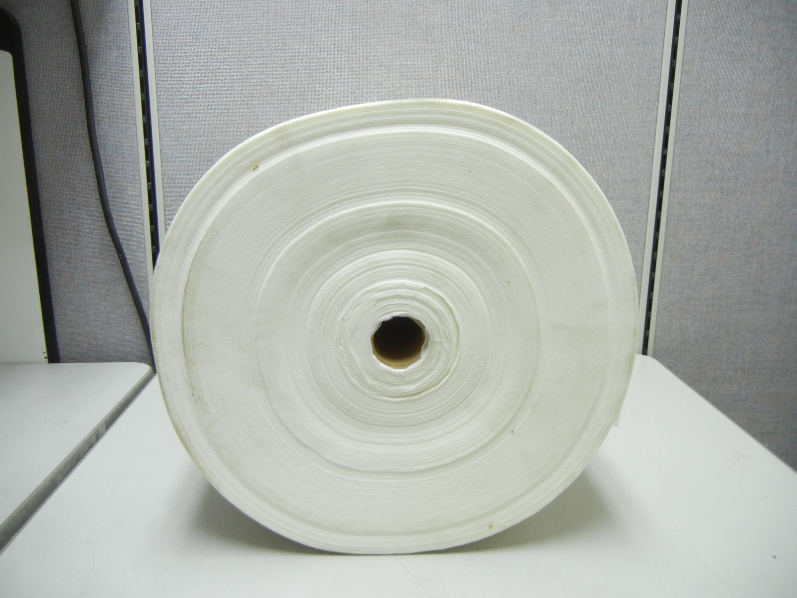 INDUSTRIAL FILTER CO. 031038 NEW 500 YARD 8H1 TYPE W-45 FILTERING FABRIC 031038