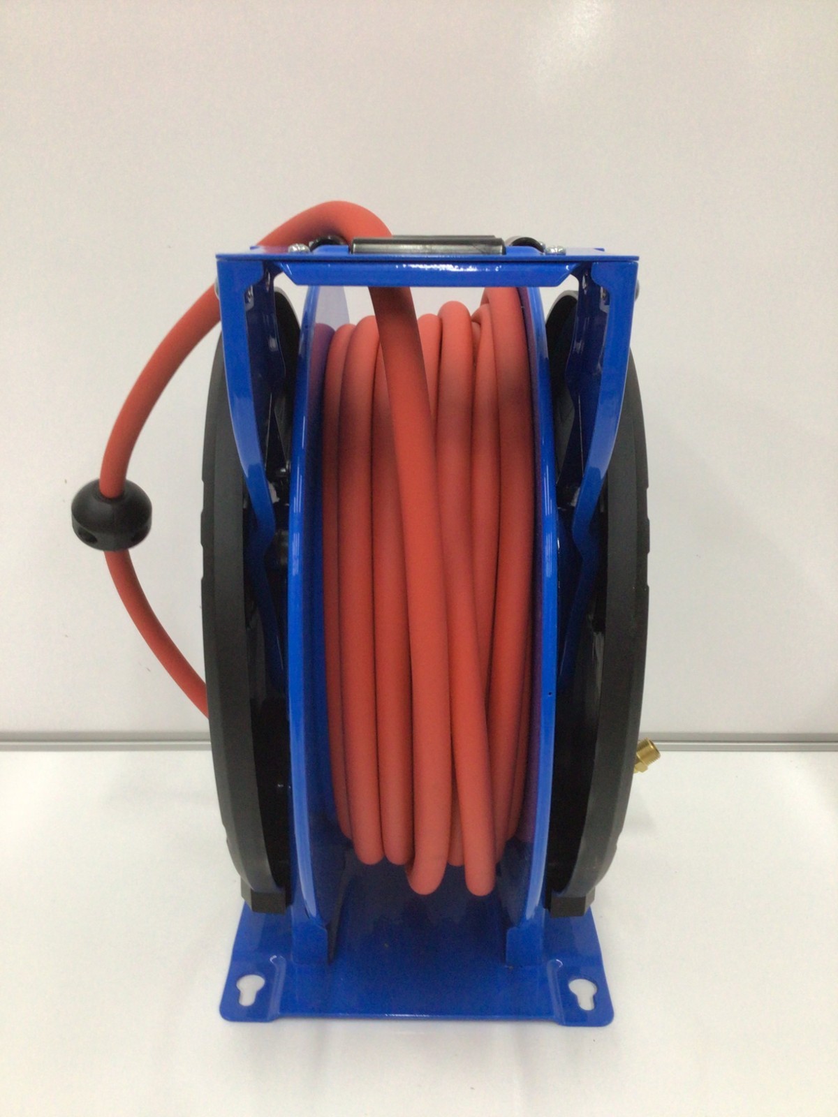 Macnaught M3d-Ssaw5050-H Slow Return Air/Water Hose, 50 Ft, Blue