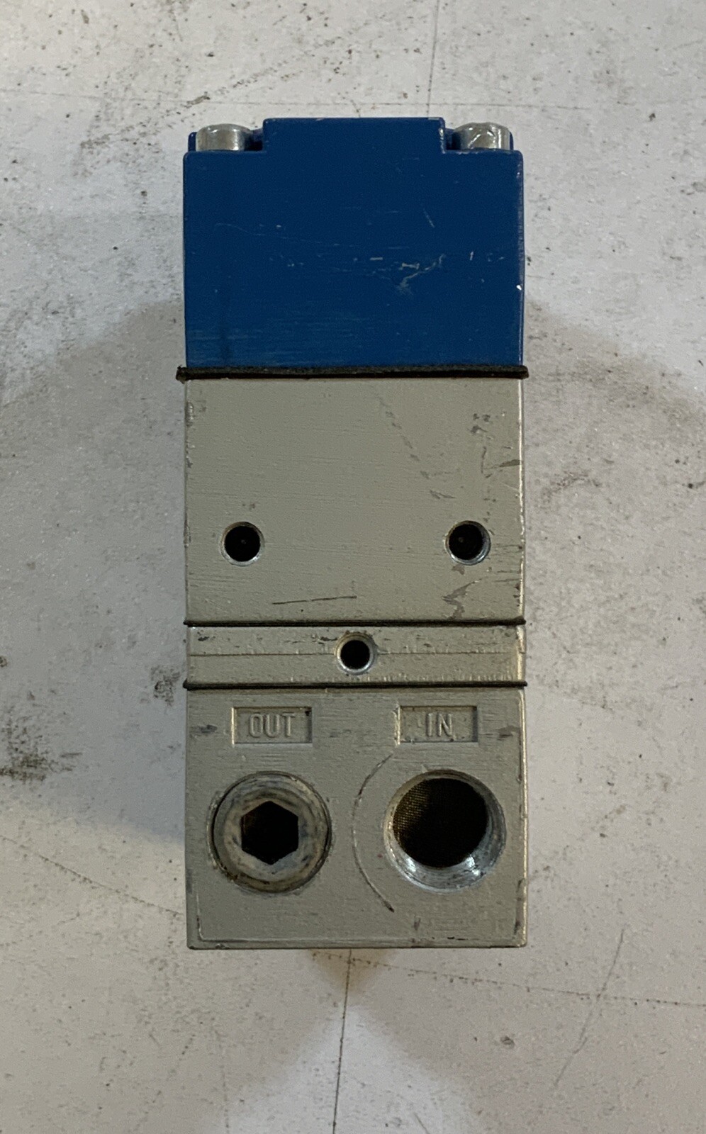 CONTROLAIR INC. TYPE 900X ELECTRIC TO PNEUMATIC TRANSDUCER 1 – 10V NS H6D