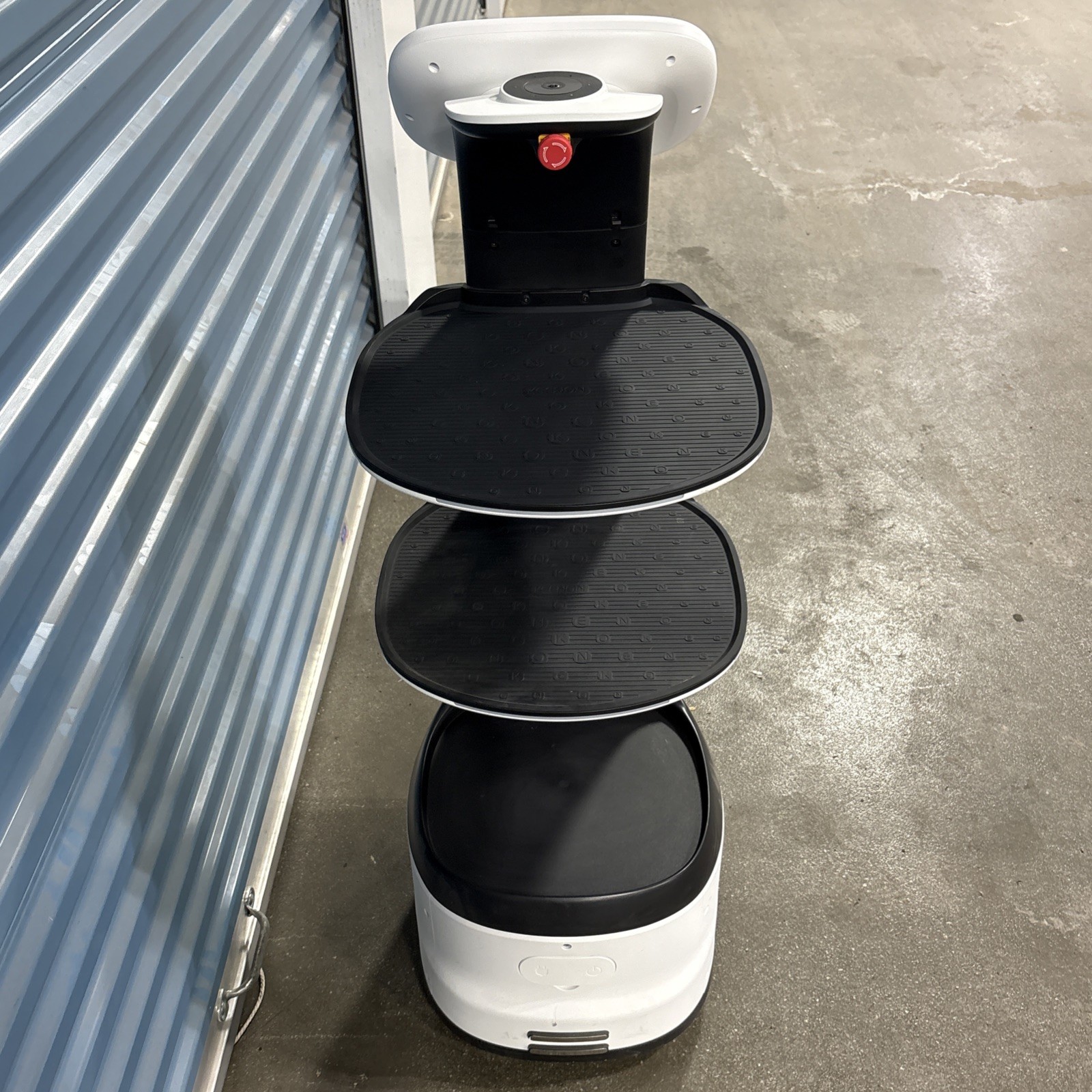 Keenon Dinerbot T8 – Personal Assistant Service Robot
