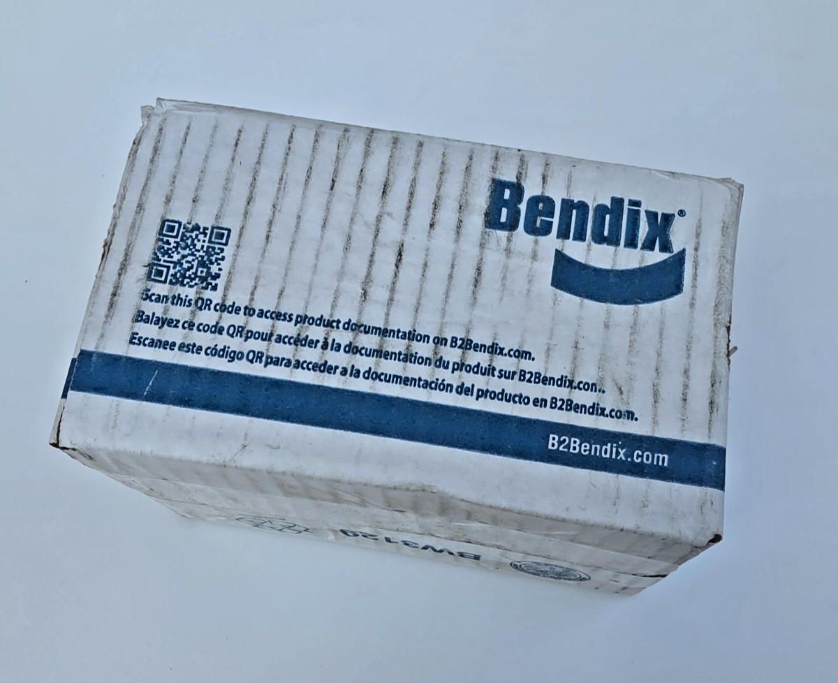 Bendix 5020643 ADB22X Guide Pin Kit Brake Caliper Pin New OEM Heavy Duty Truck