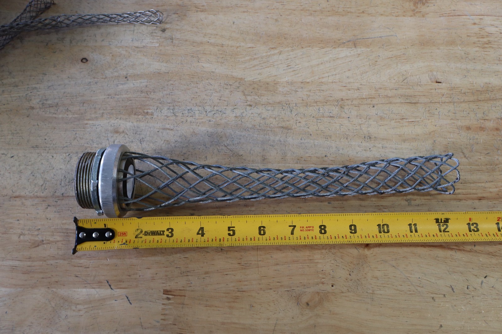 Lot of 8 HUBBELL Kellems ALUMINUM CORD GRIP – Various Sizes