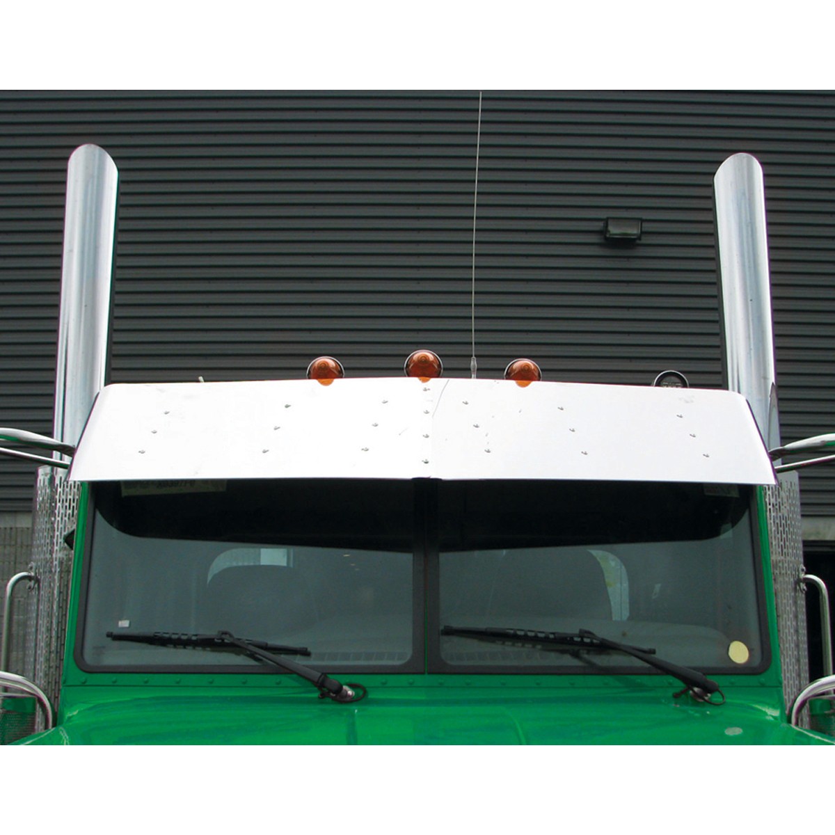 16″ -379 Ultra Cab Sunvisor (2005-2007) – TSUN-P16