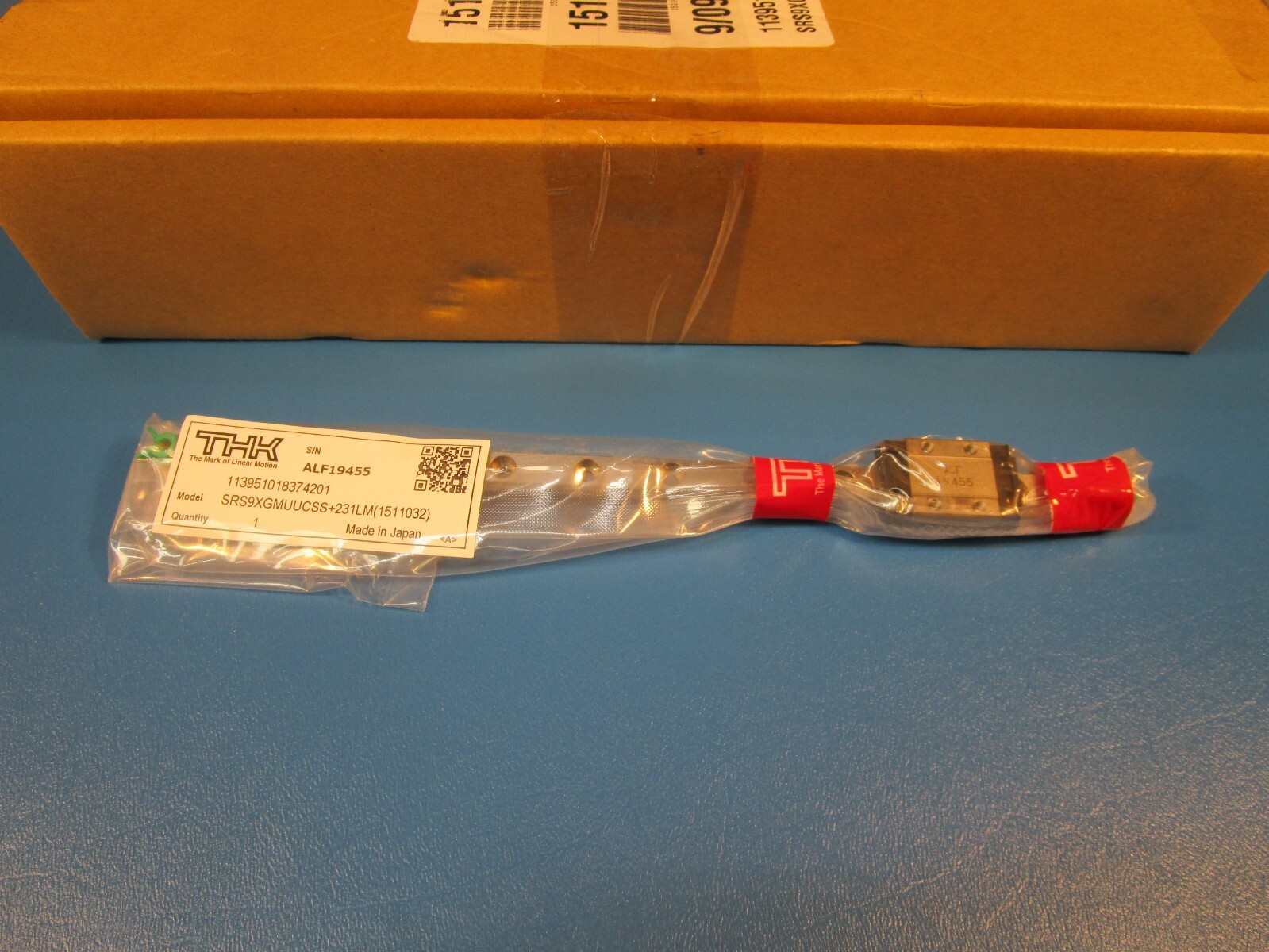 THK SRS9XGMUUCSS +231LM, One SRS9XGM Linear Guide Block on a 231mm Rail
