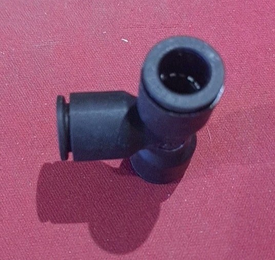 Parker 3/8″ x 3/8 x 3/8″ PVC Tee P# 3104 60 00