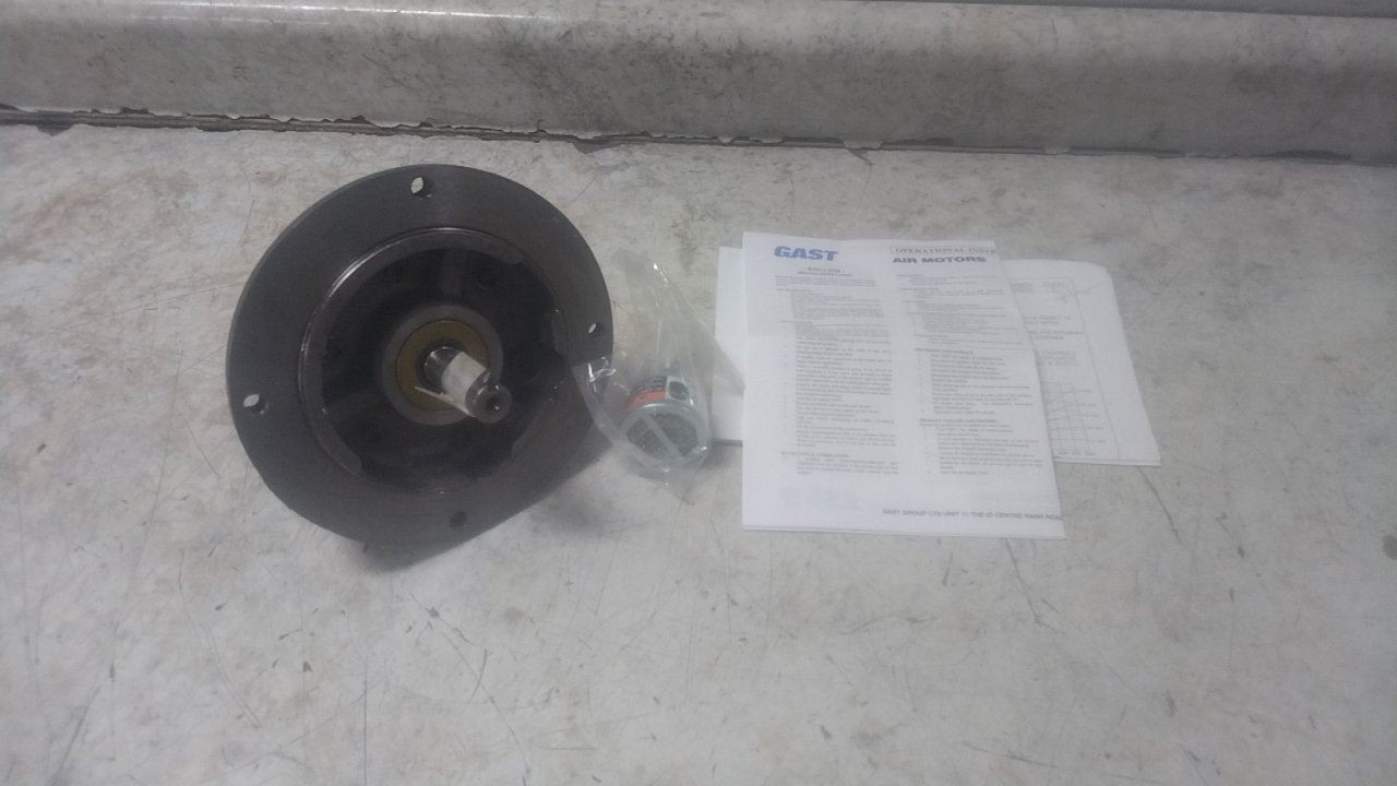 Gast 4AM-NRV-70C 1.7 Output HP 3000 RPM 35 In-Lb Torque 72 Max CFM Air Motor