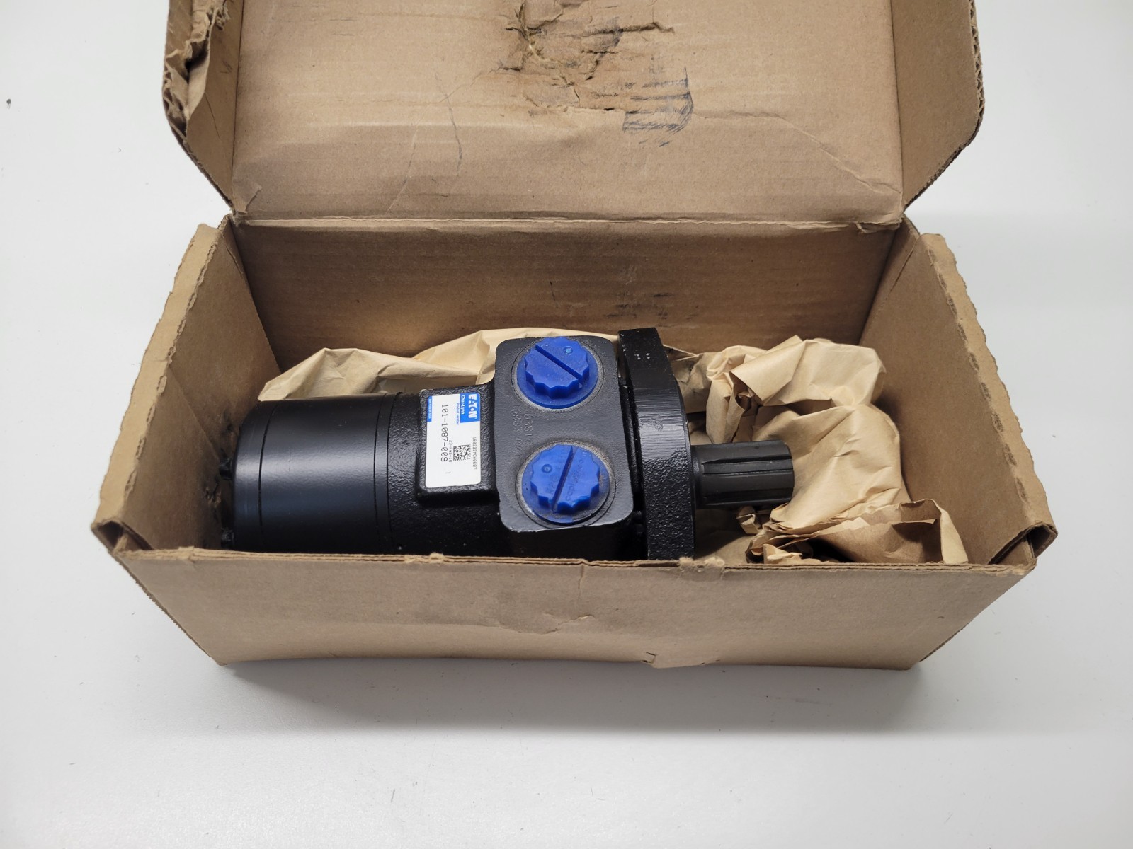 NEW OLD STOCK! EATON CHAR-LYNN HYDRAULIC MOTOR 101-1087-009