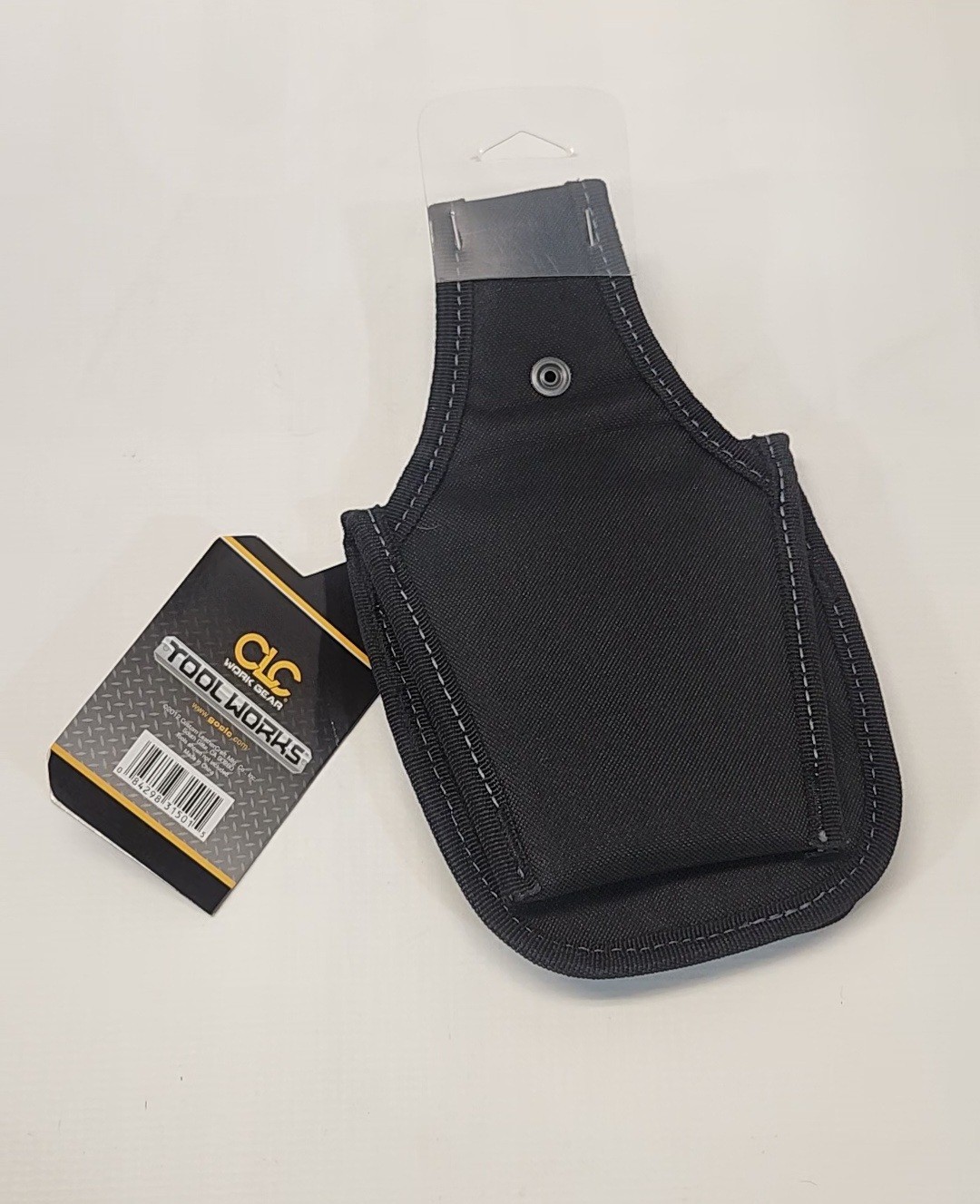 CLC 1501 Tool & Cell Phone Holder 4 Packet Polyester Balck 1-1/2″ Deep 6″ Tall